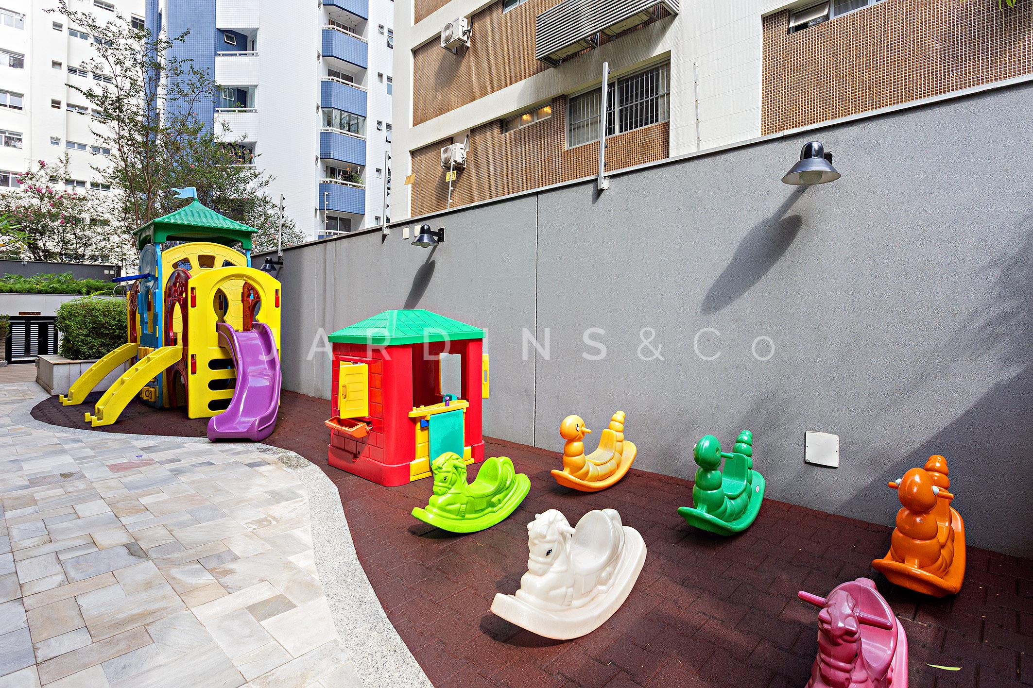 Apartamento no Moema Pássaros