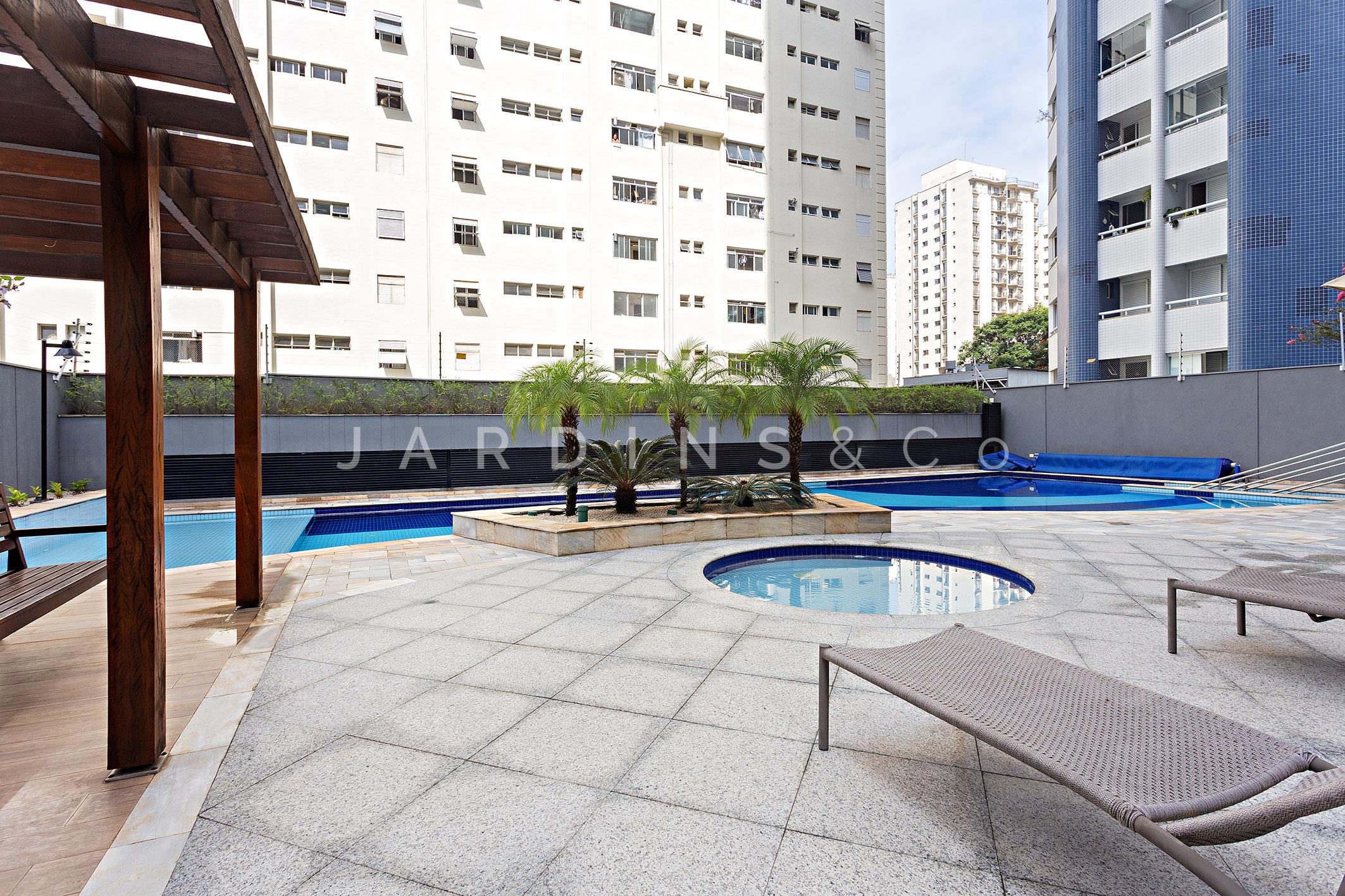 Apartamento no Moema Pássaros