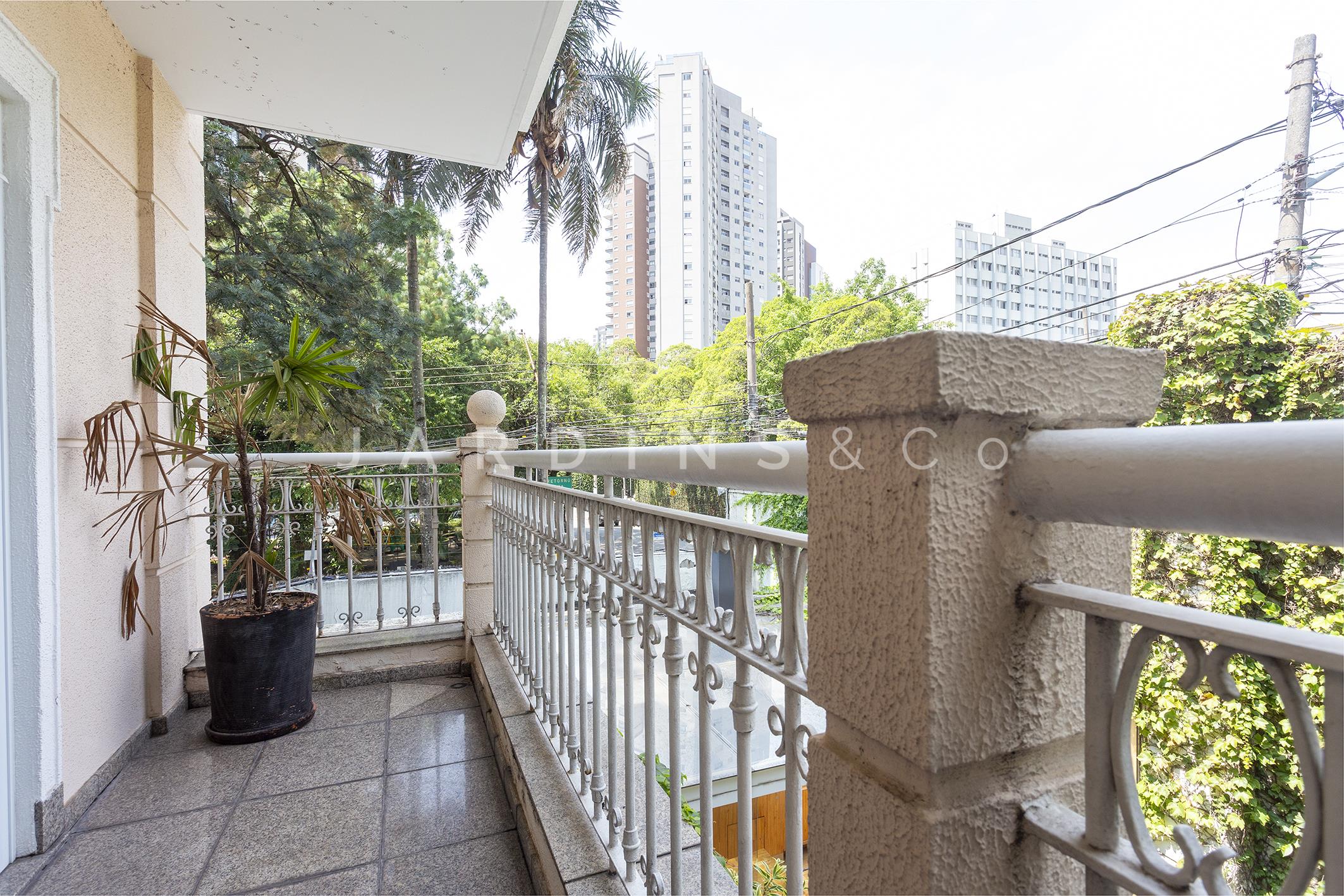 Casa em Condomínio no Planalto Paulista