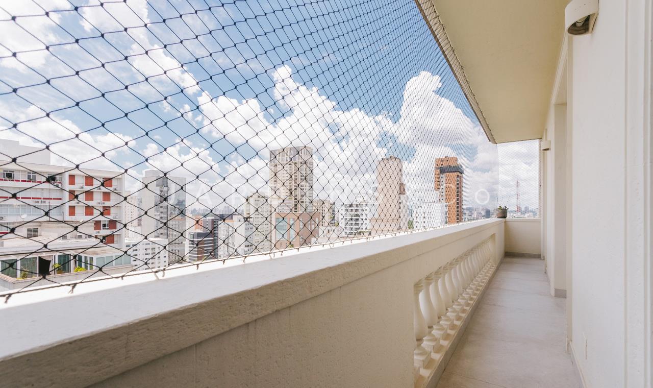 Apartamento no Bela Cintra