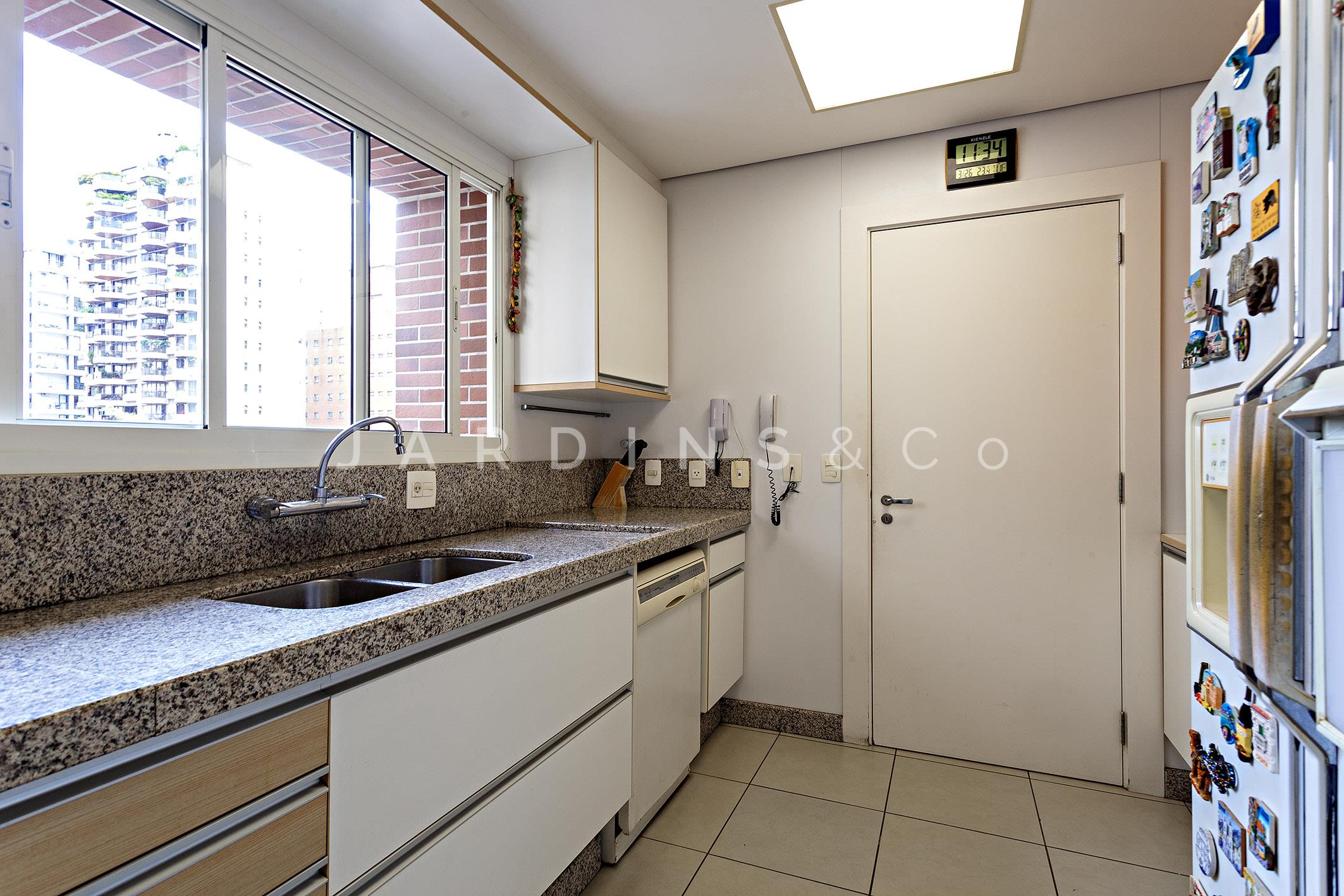 Apartamento no Paraíso