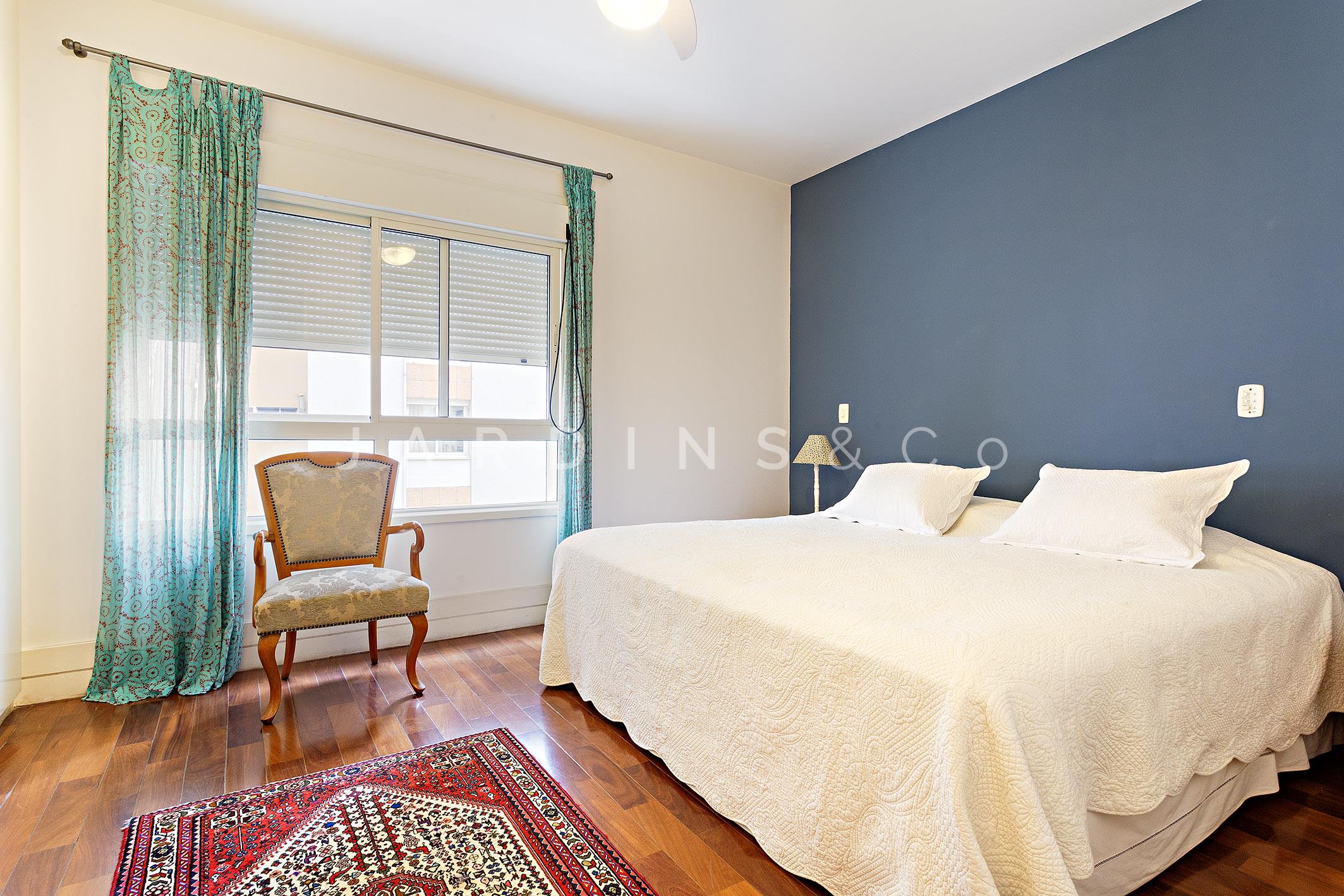 Apartamento no Paraíso
