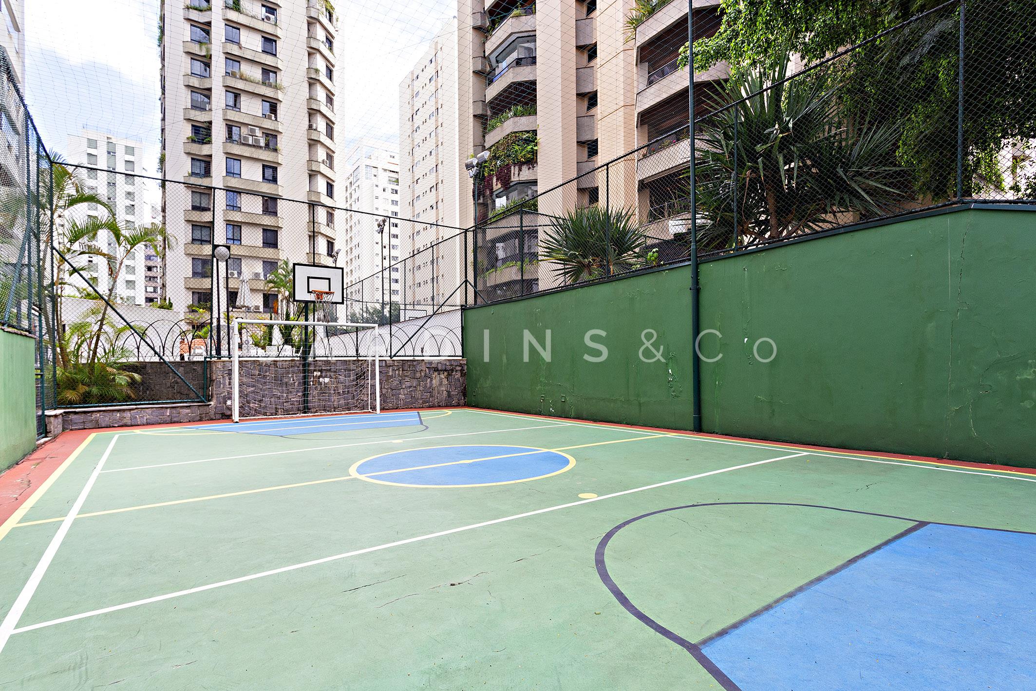 Apartamento no Moema