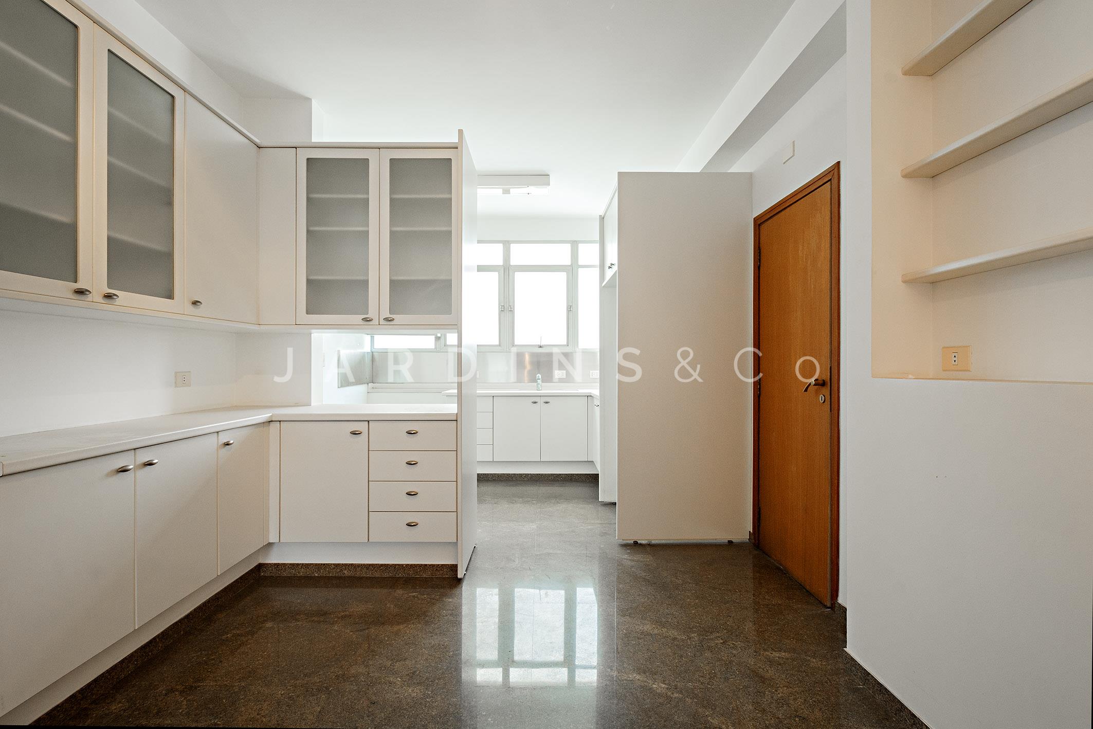 Apartamento no Paraíso