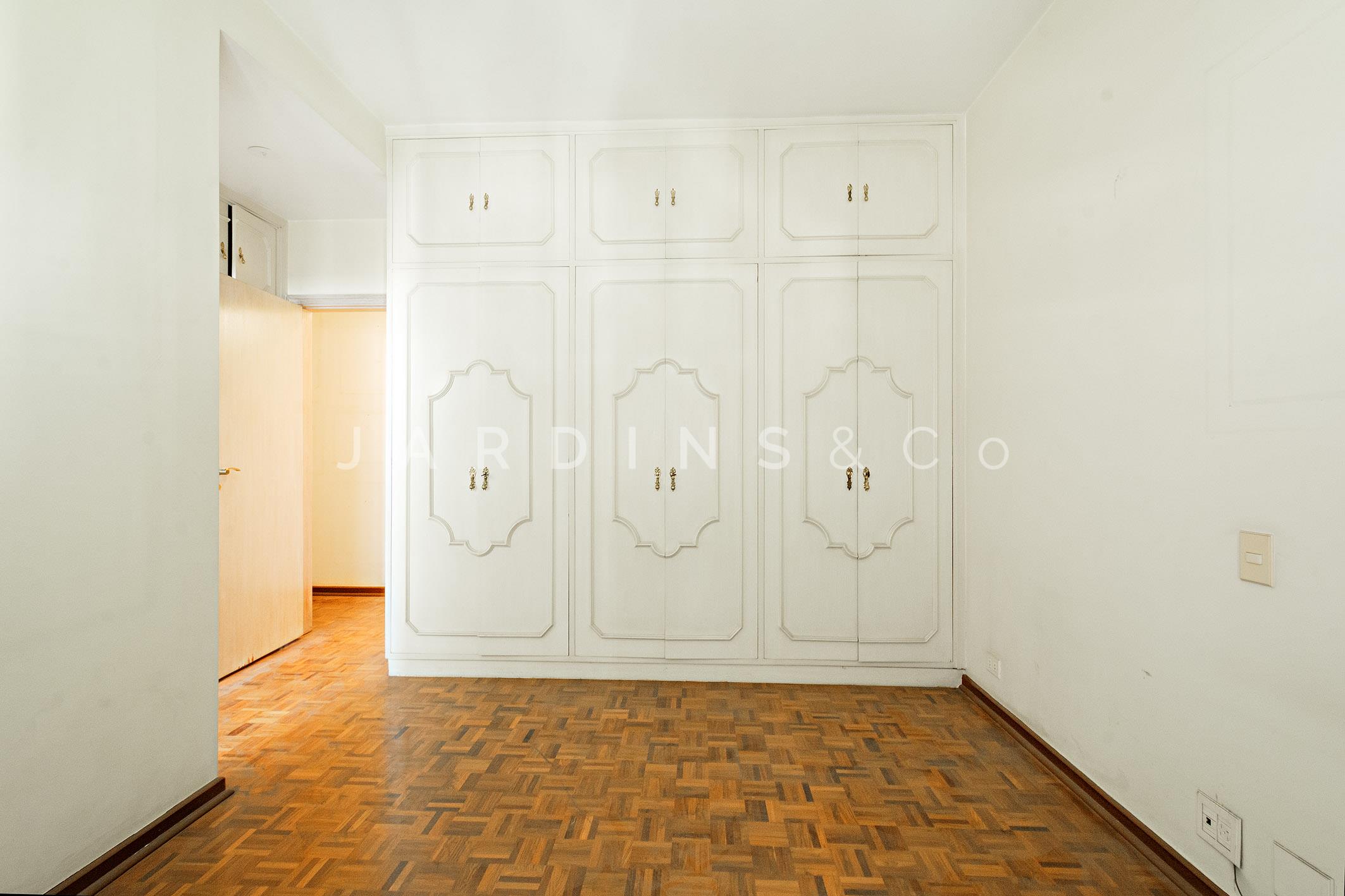 Apartamento no Paraíso