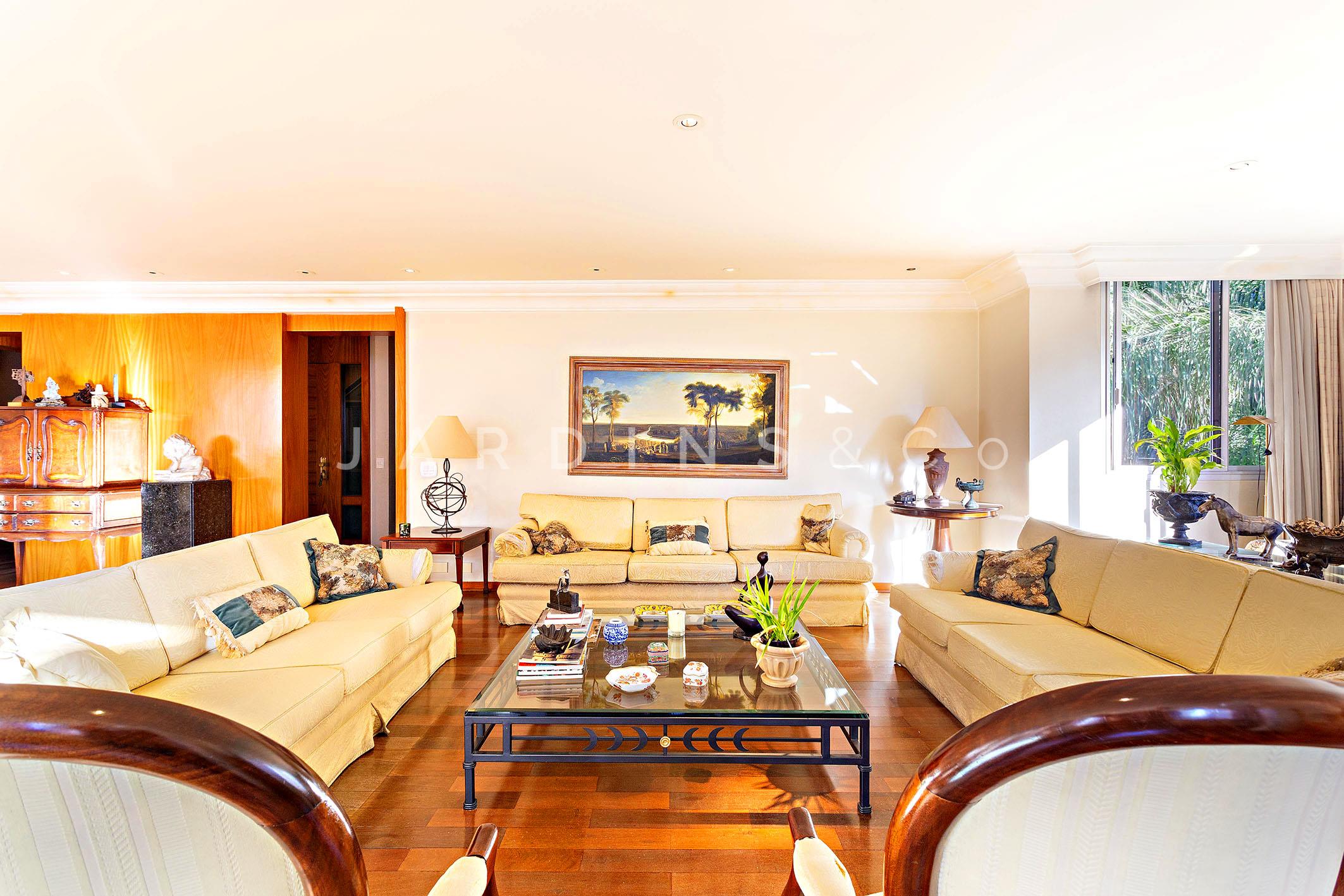 Apartamento no Paraíso