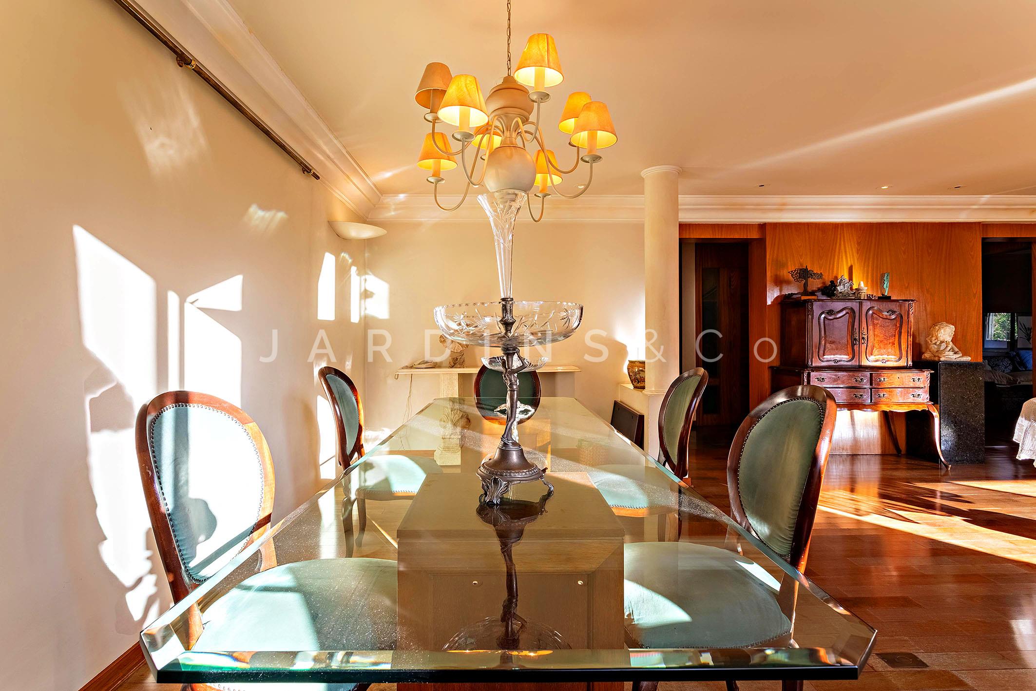 Apartamento no Paraíso