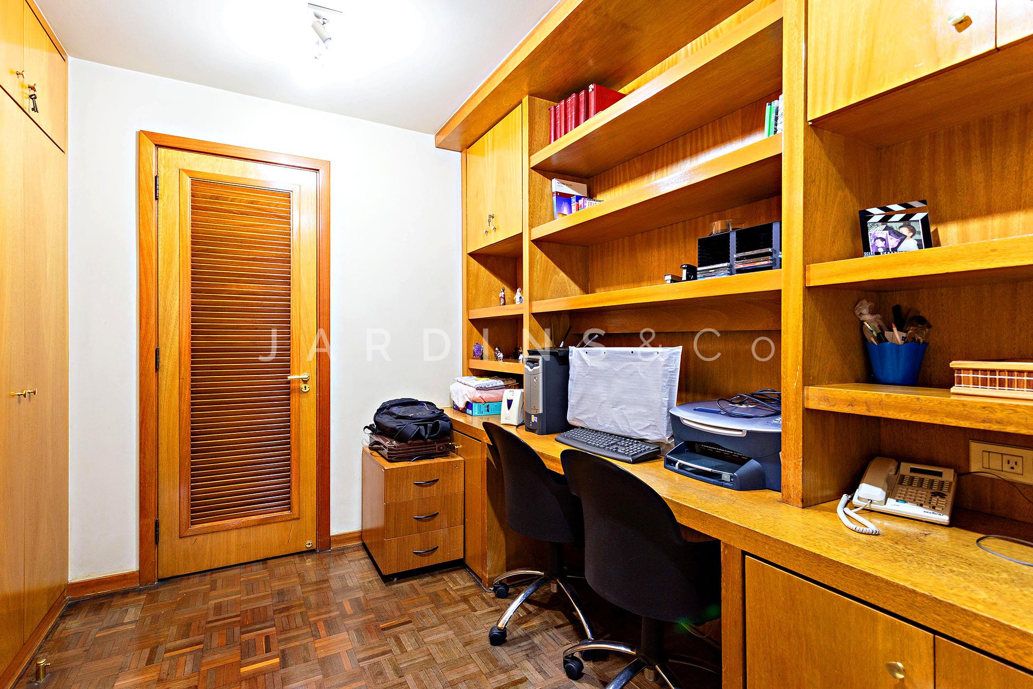 Apartamento no Paraíso