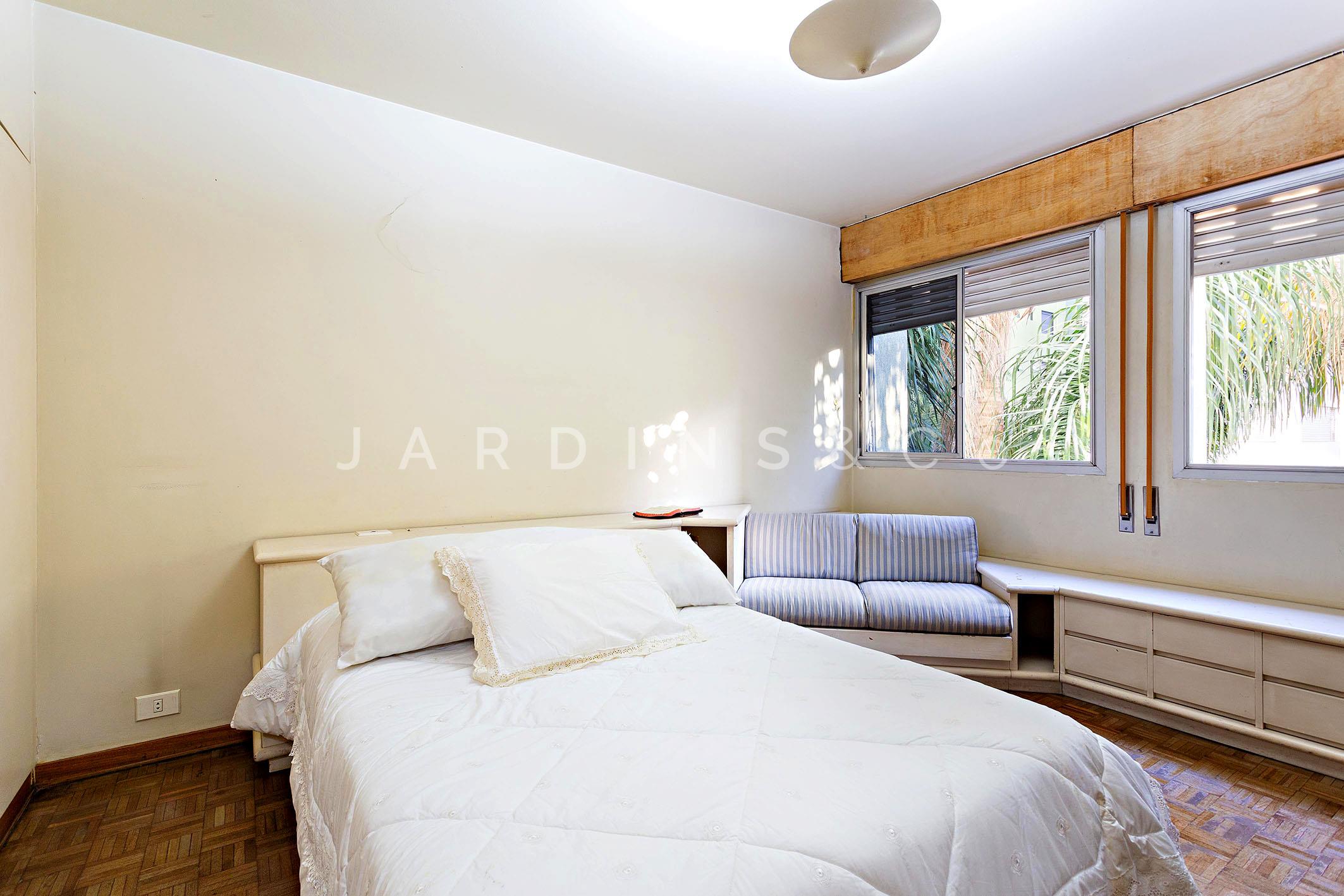Apartamento no Paraíso