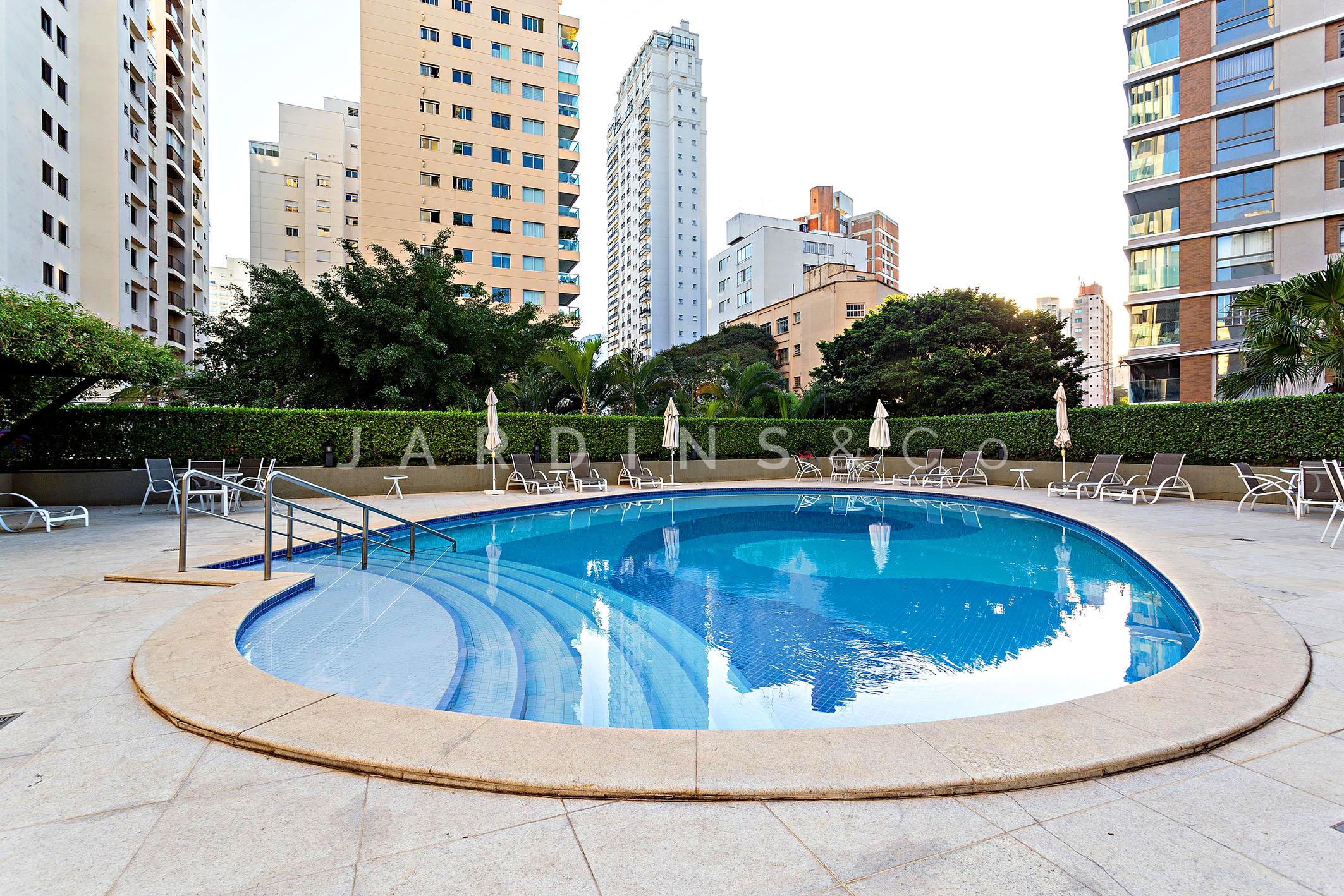 Apartamento no Paraíso