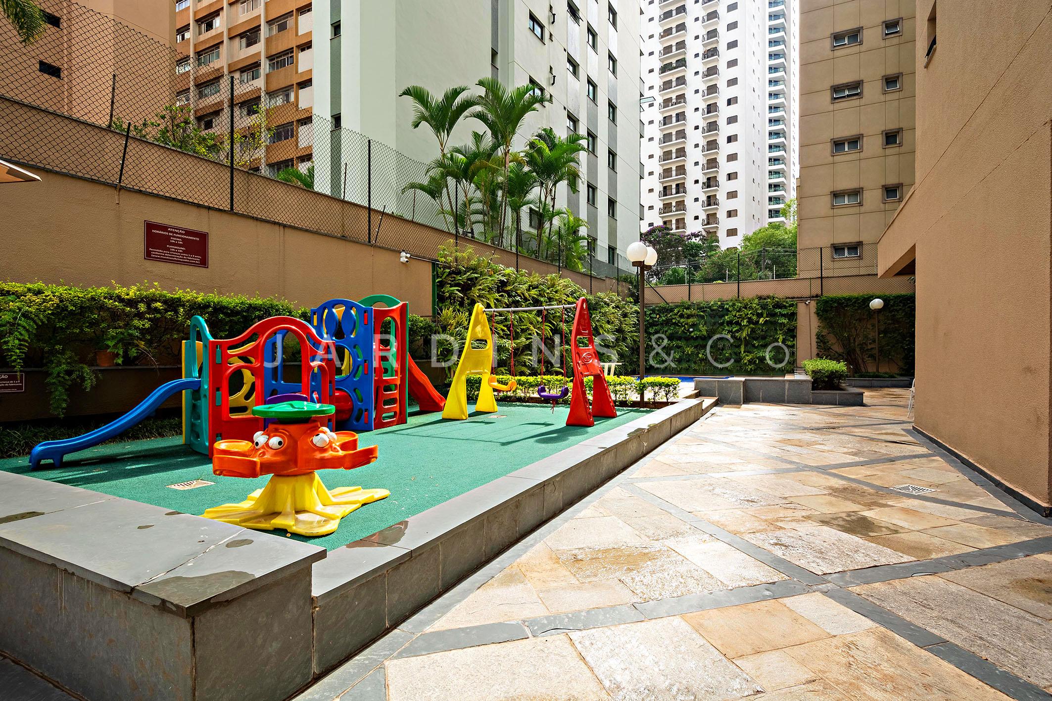 Apartamento no Paraíso