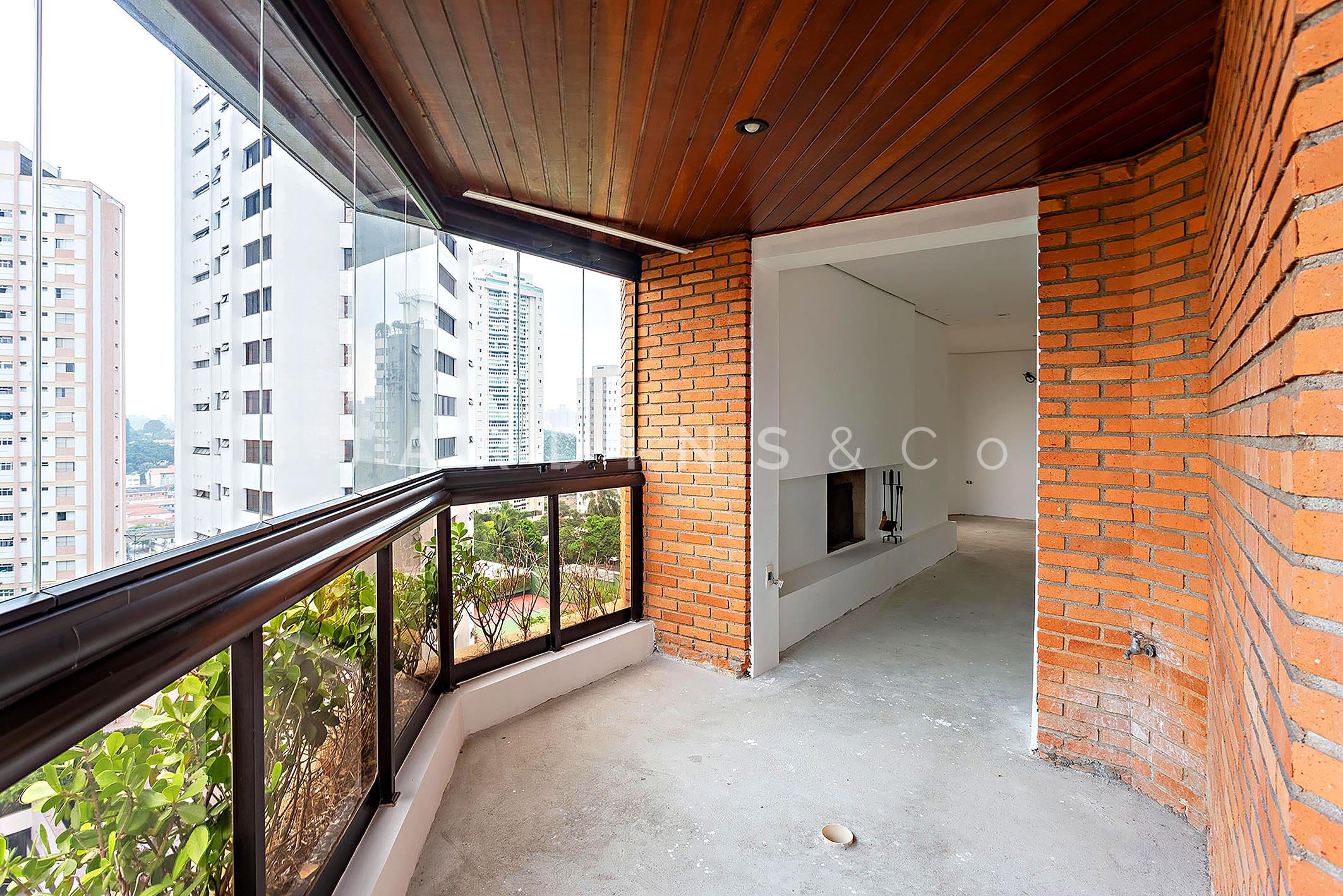 Apartamento no Campo Belo