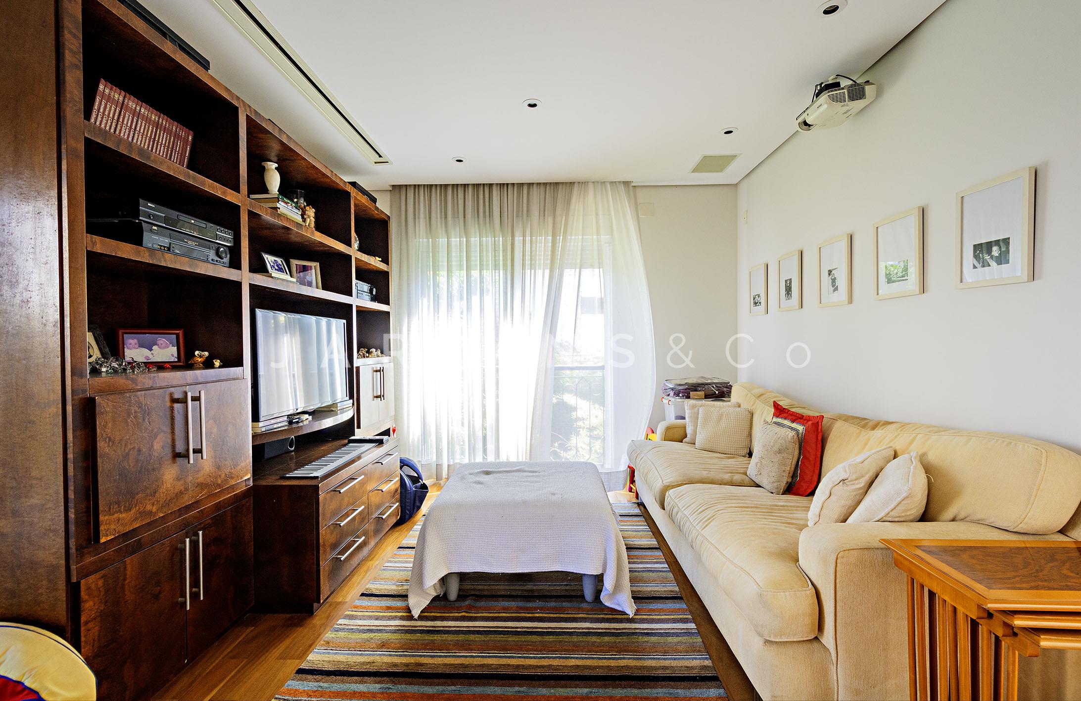 Casa em Condomínio no Jardim Panorama