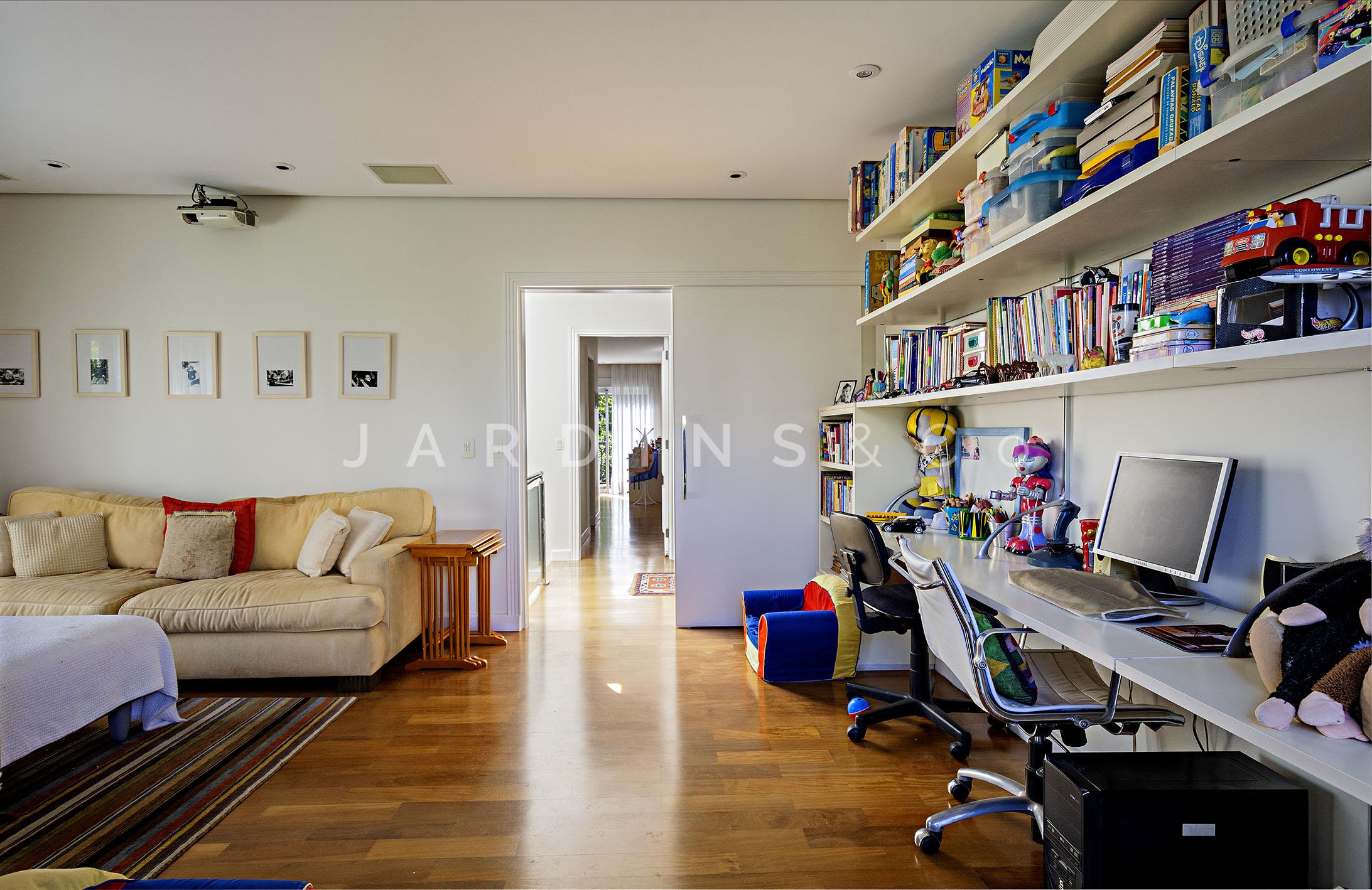 Casa em Condomínio no Jardim Panorama
