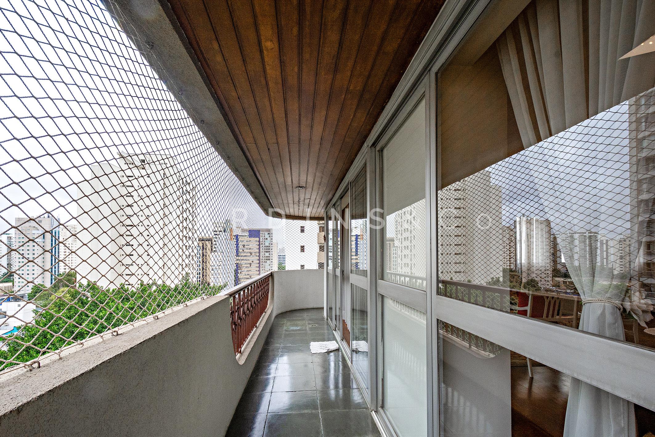 Apartamento no Moema