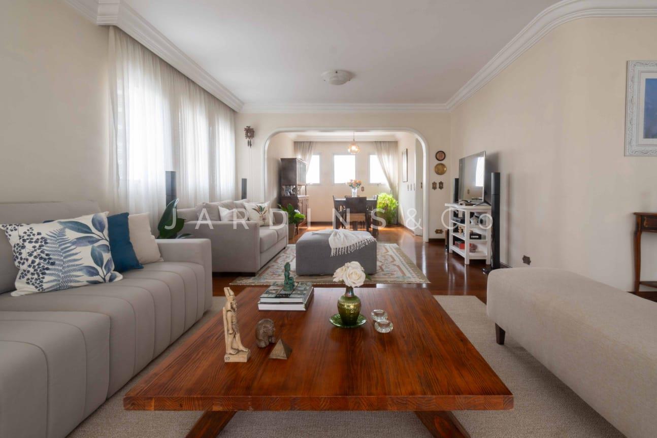 Apartamento no Moema
