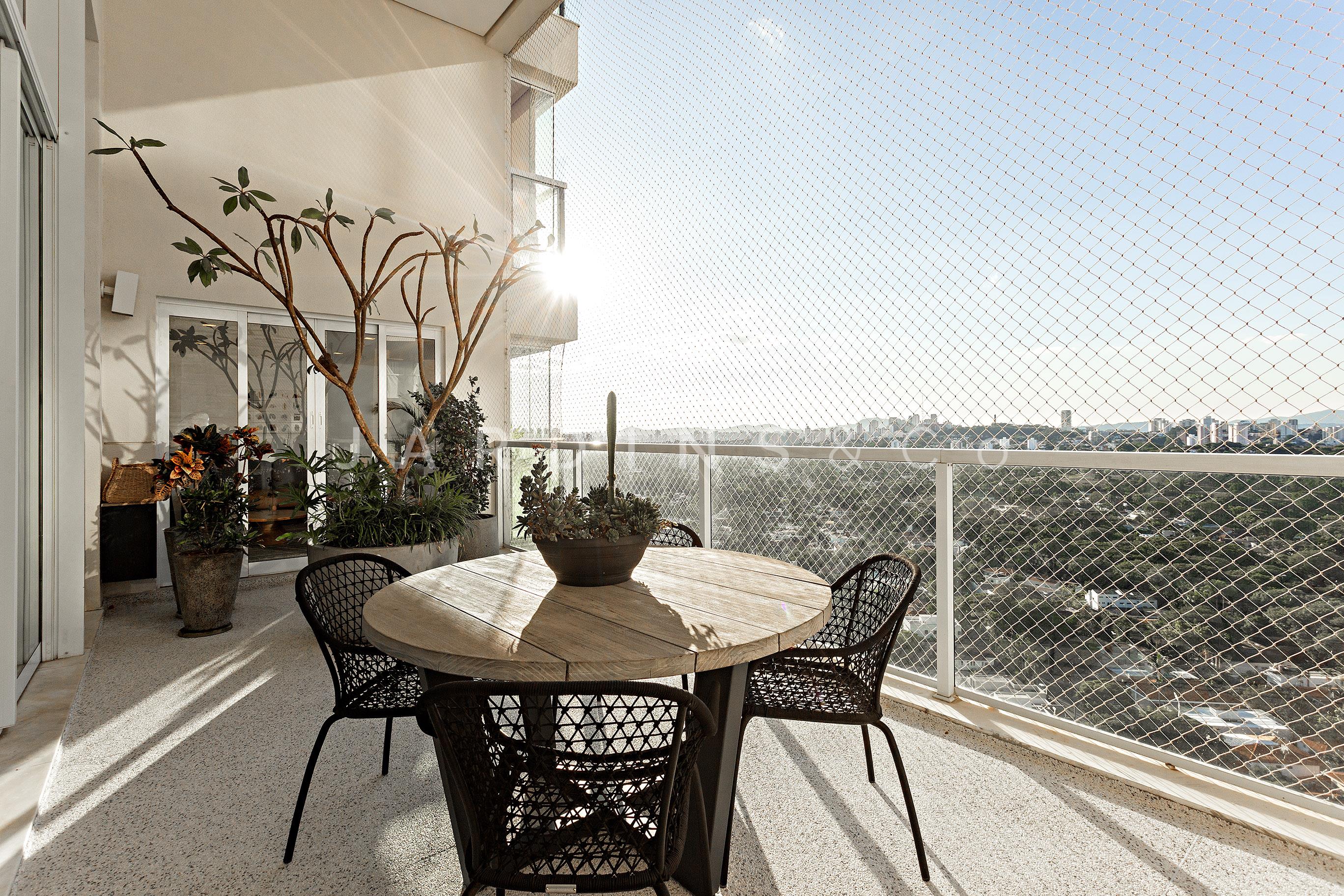 Apartamento no Alto de Pinheiros