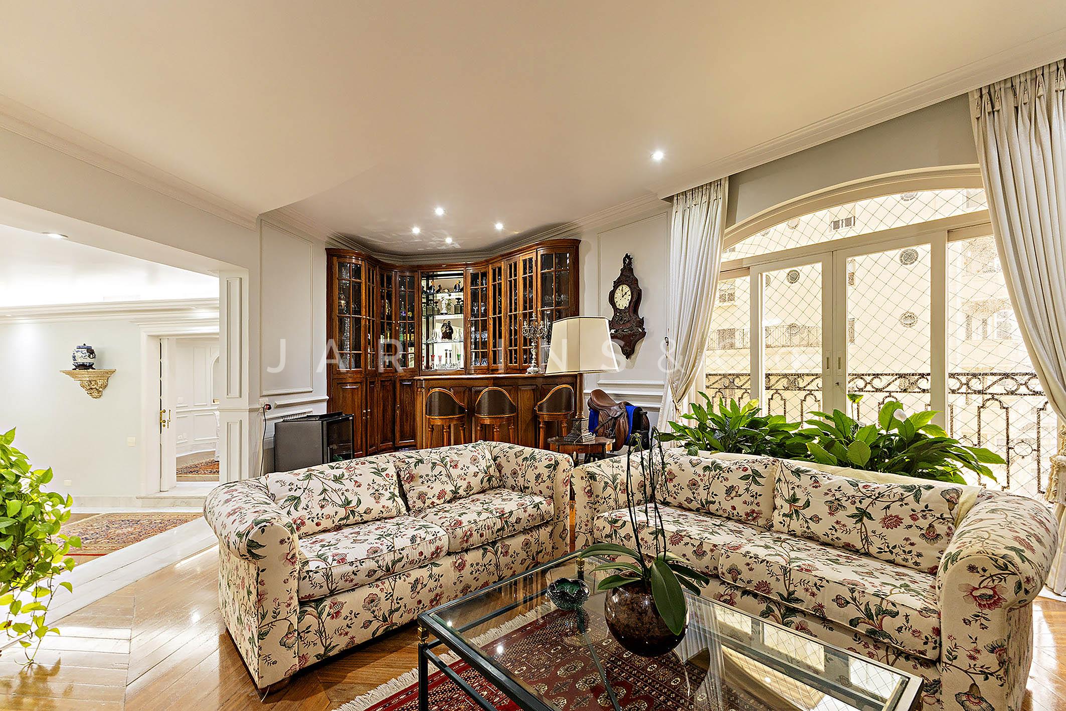 Apartamento no Cerqueira César