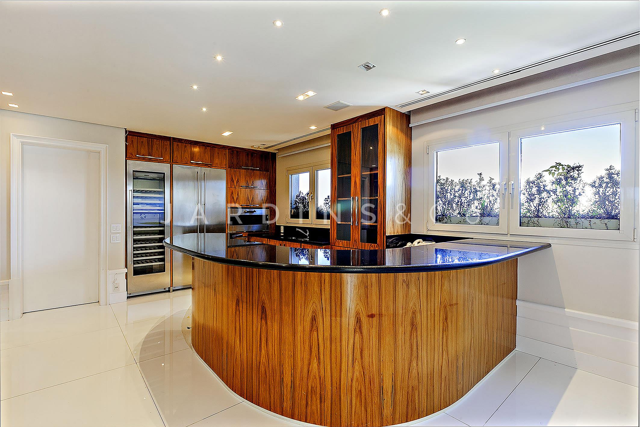 Apartamento no Jardim Europa