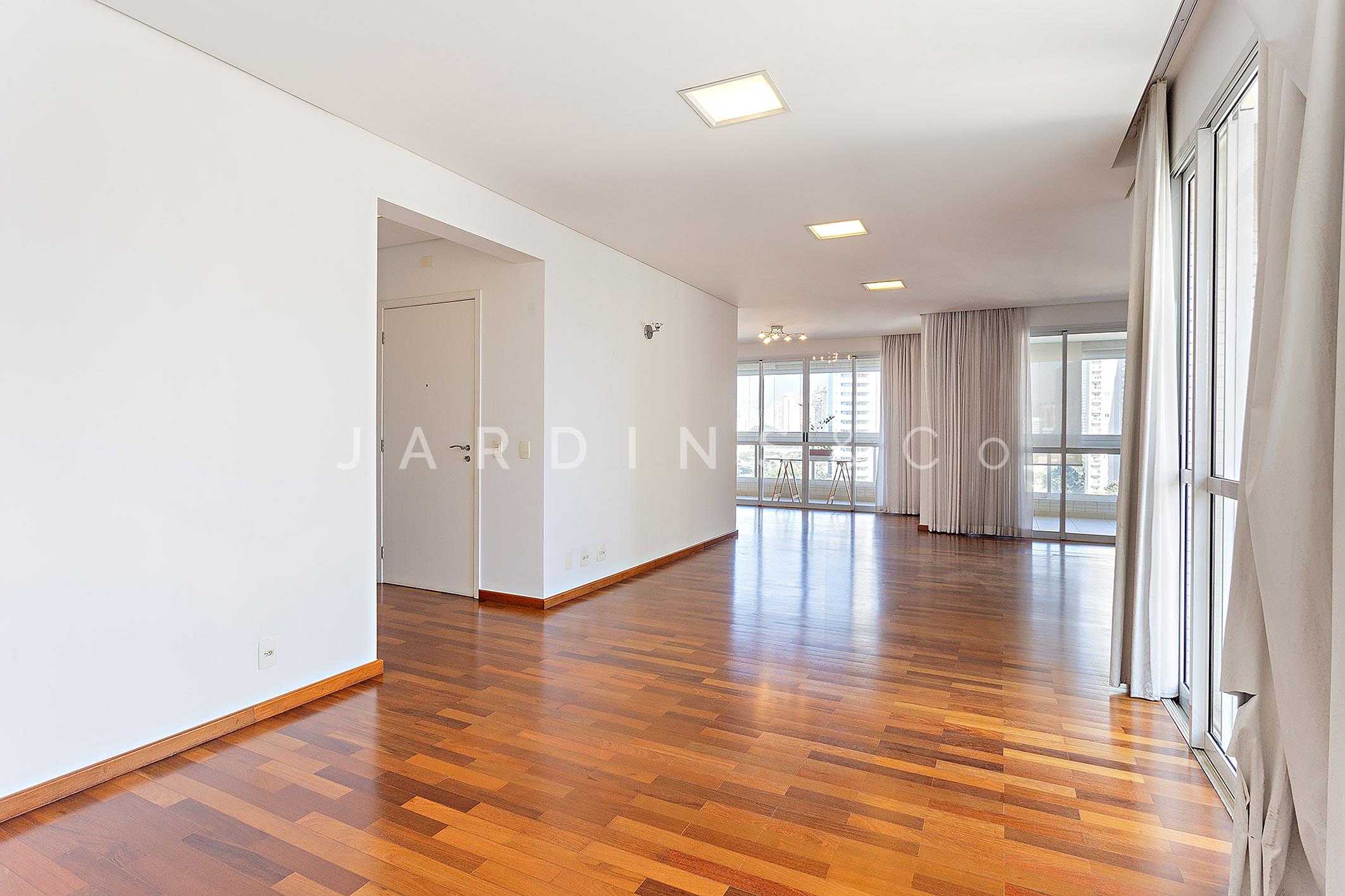 Apartamento no Cidade Monções
