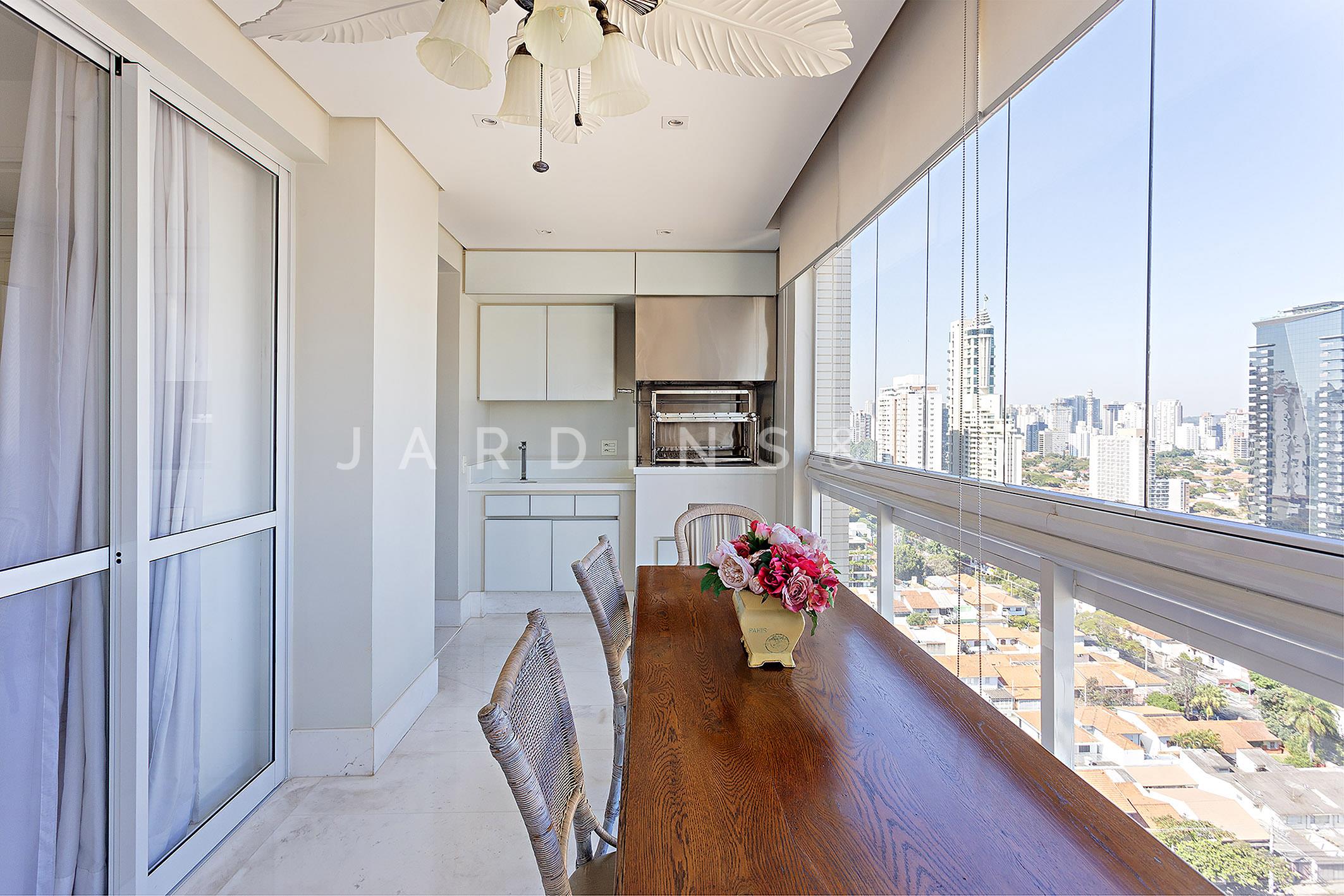 Apartamento no Cidade Monções