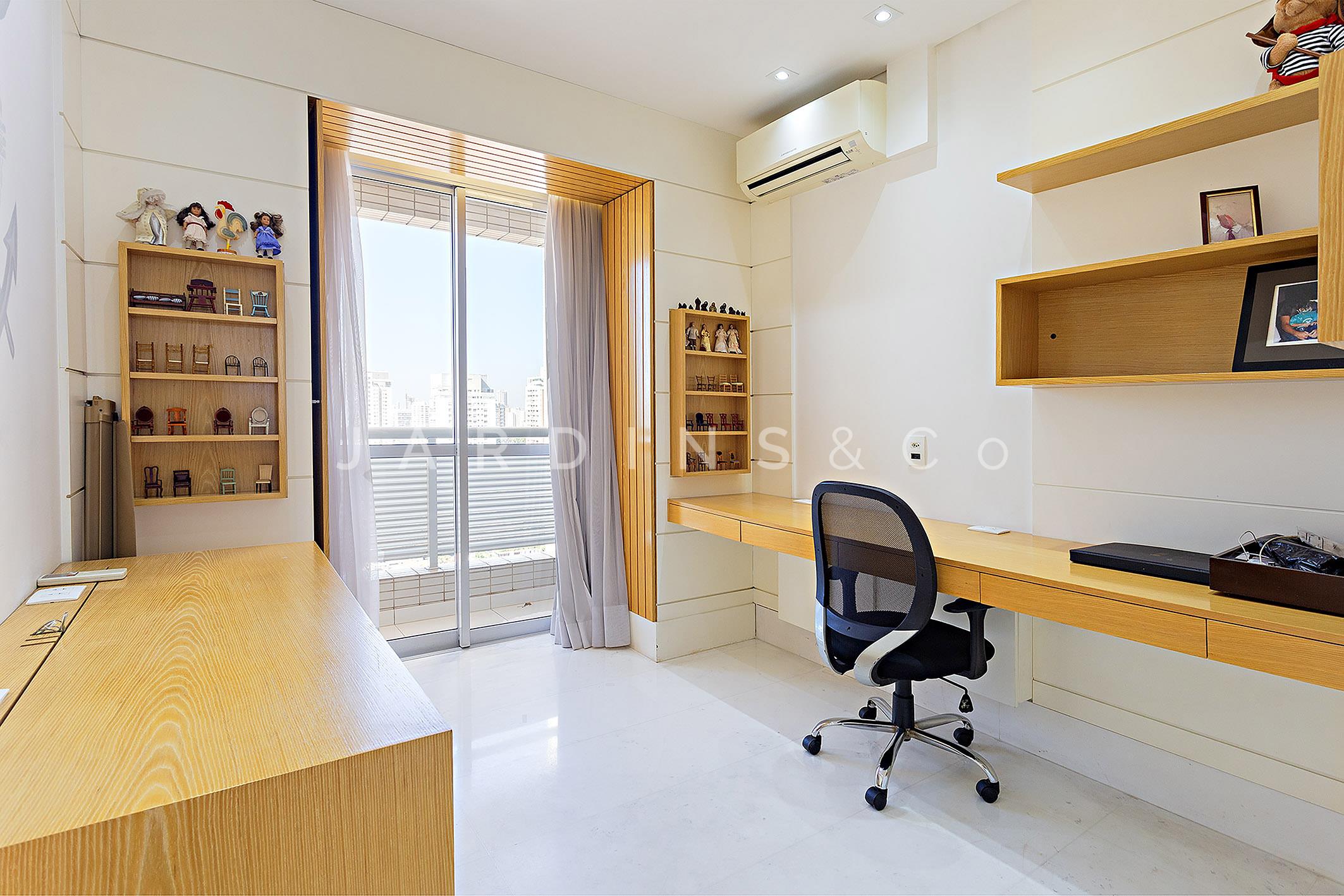 Apartamento no Cidade Monções