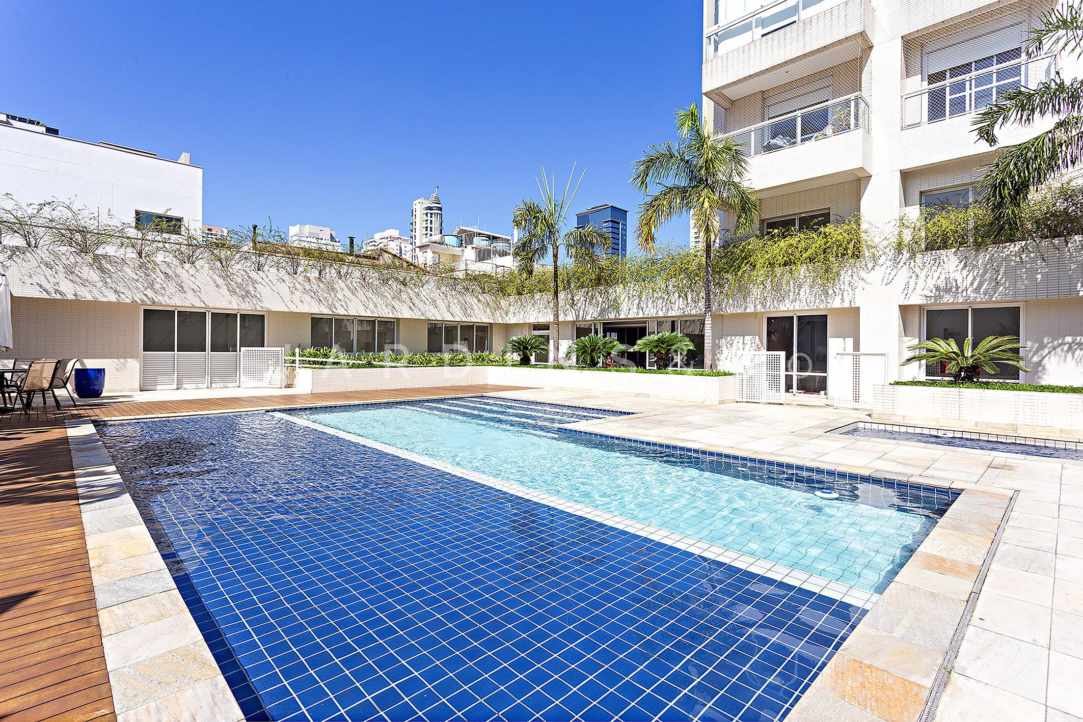 Apartamento no Cidade Monções
