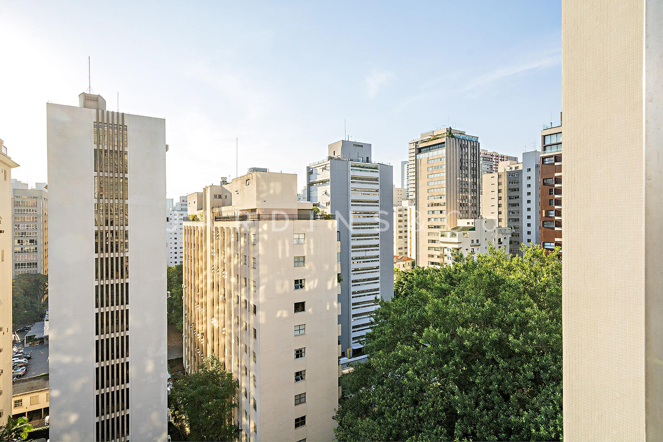 Apartamento no Bela Cintra