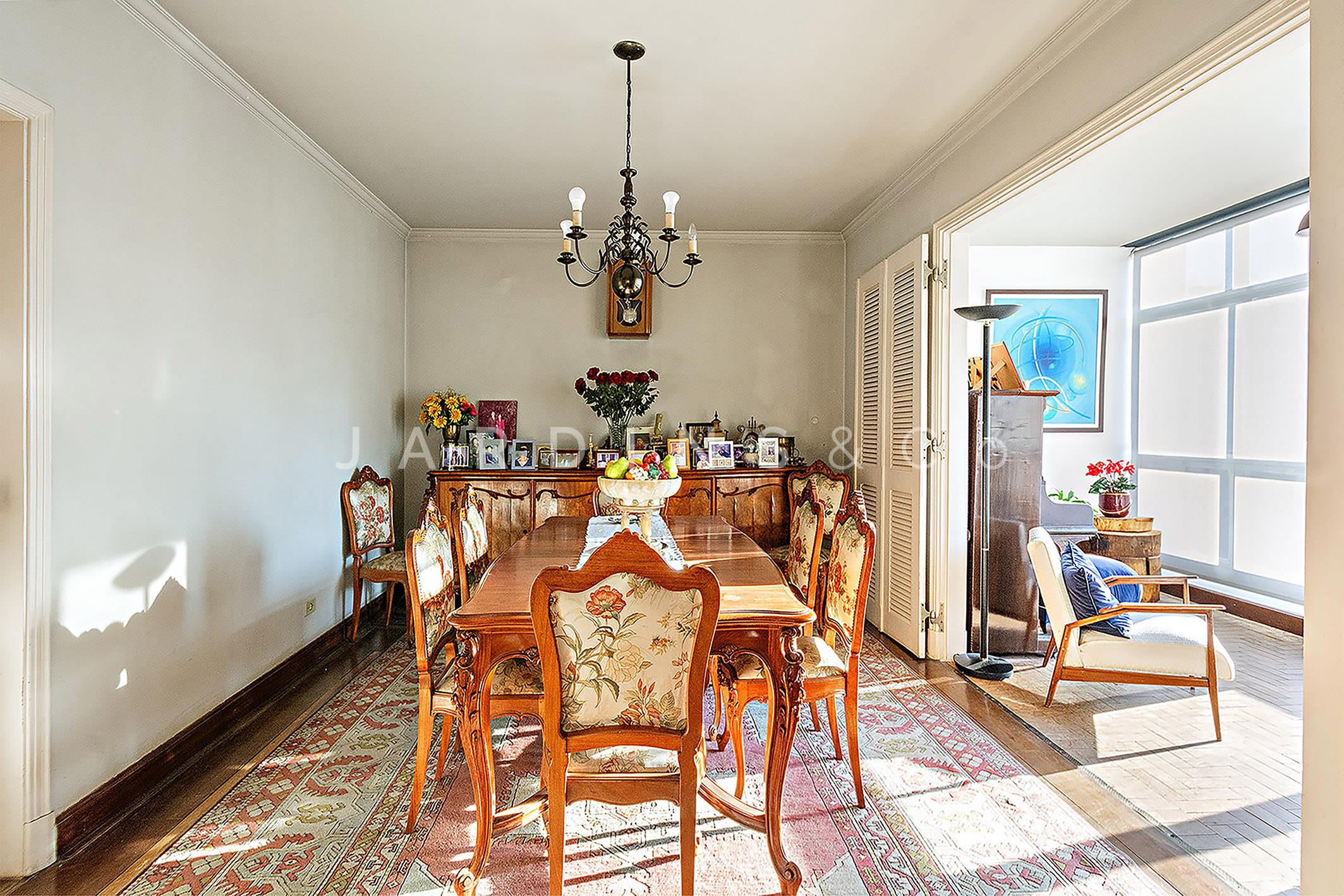 Apartamento no Bela Cintra