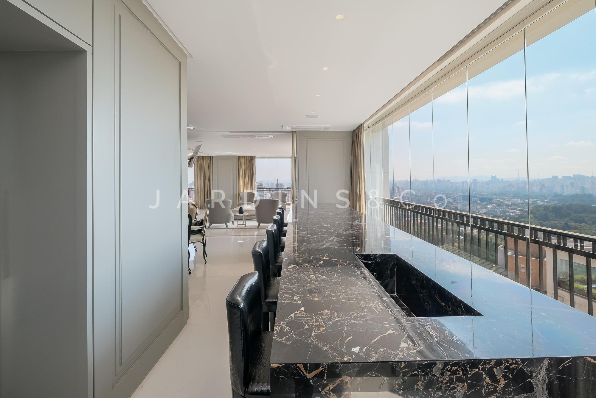 Apartamento no Moema