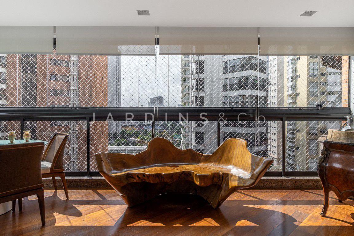 Apartamento no Paraíso