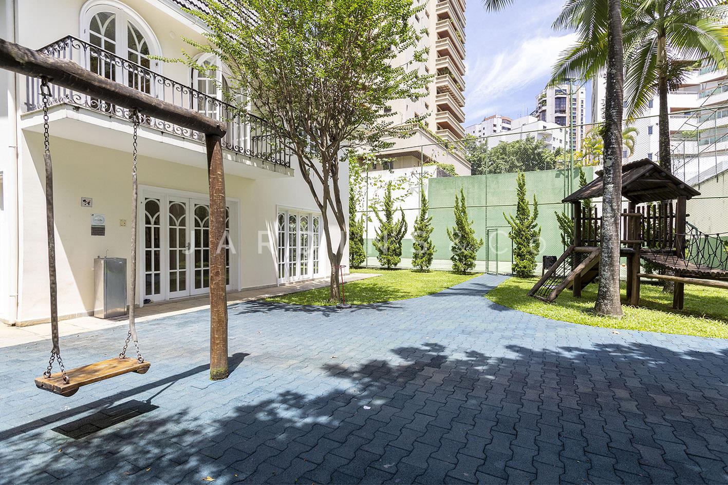 Casa em Condomínio no Jardim Panorama