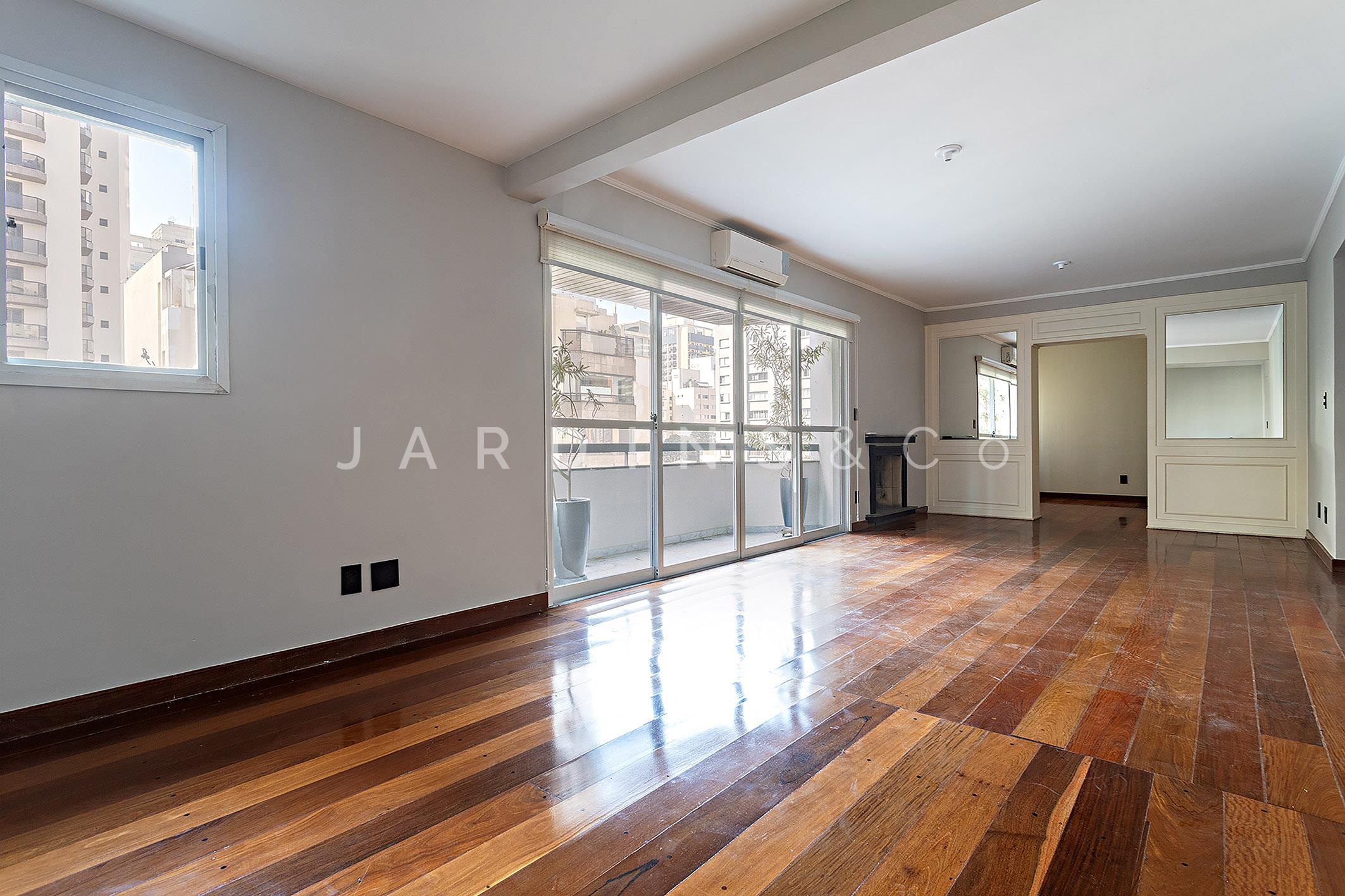 Apartamento no Jardim Europa