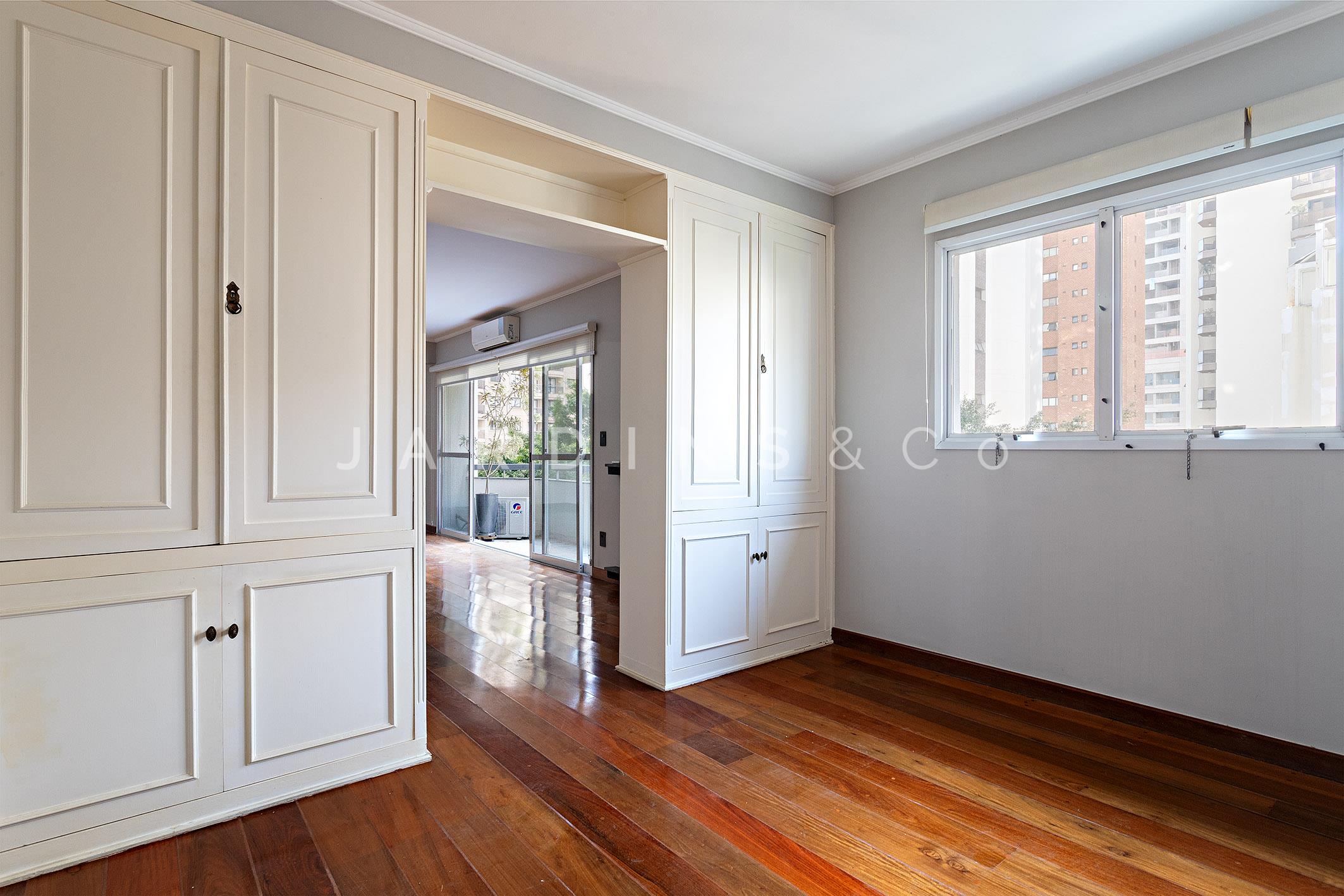 Apartamento no Jardim Europa