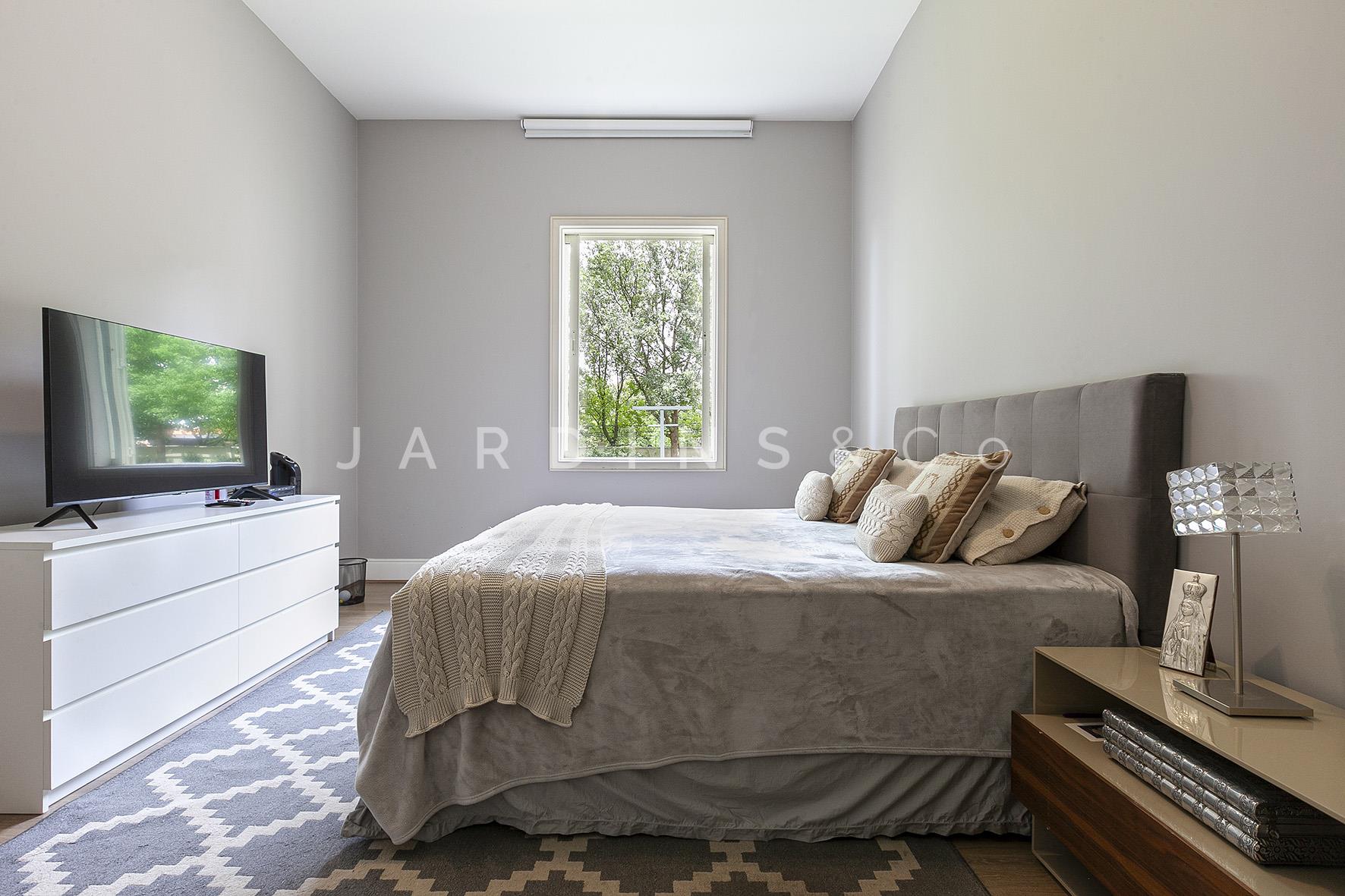 Apartamento no Jardim Leonor