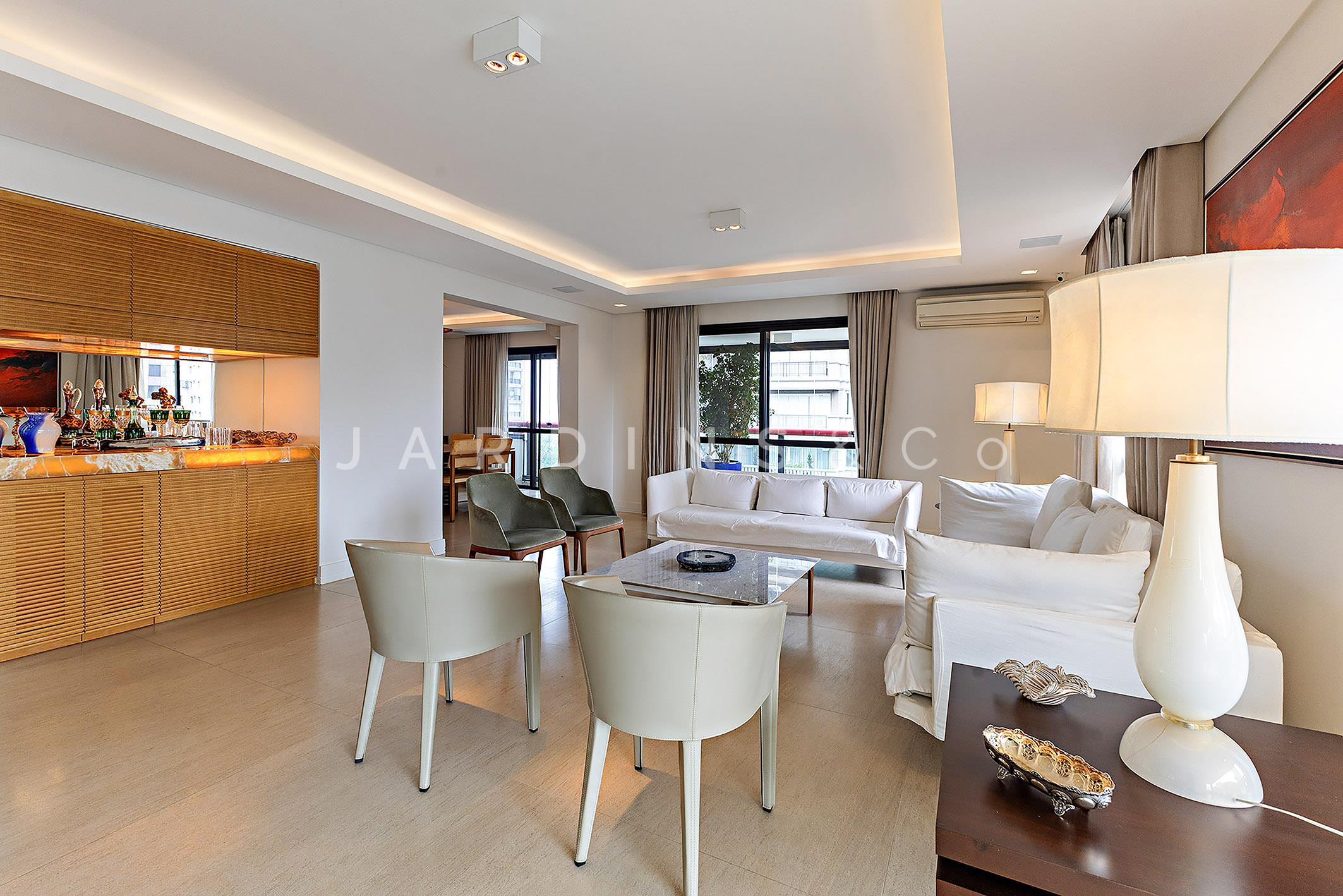Apartamento no Jardim Europa