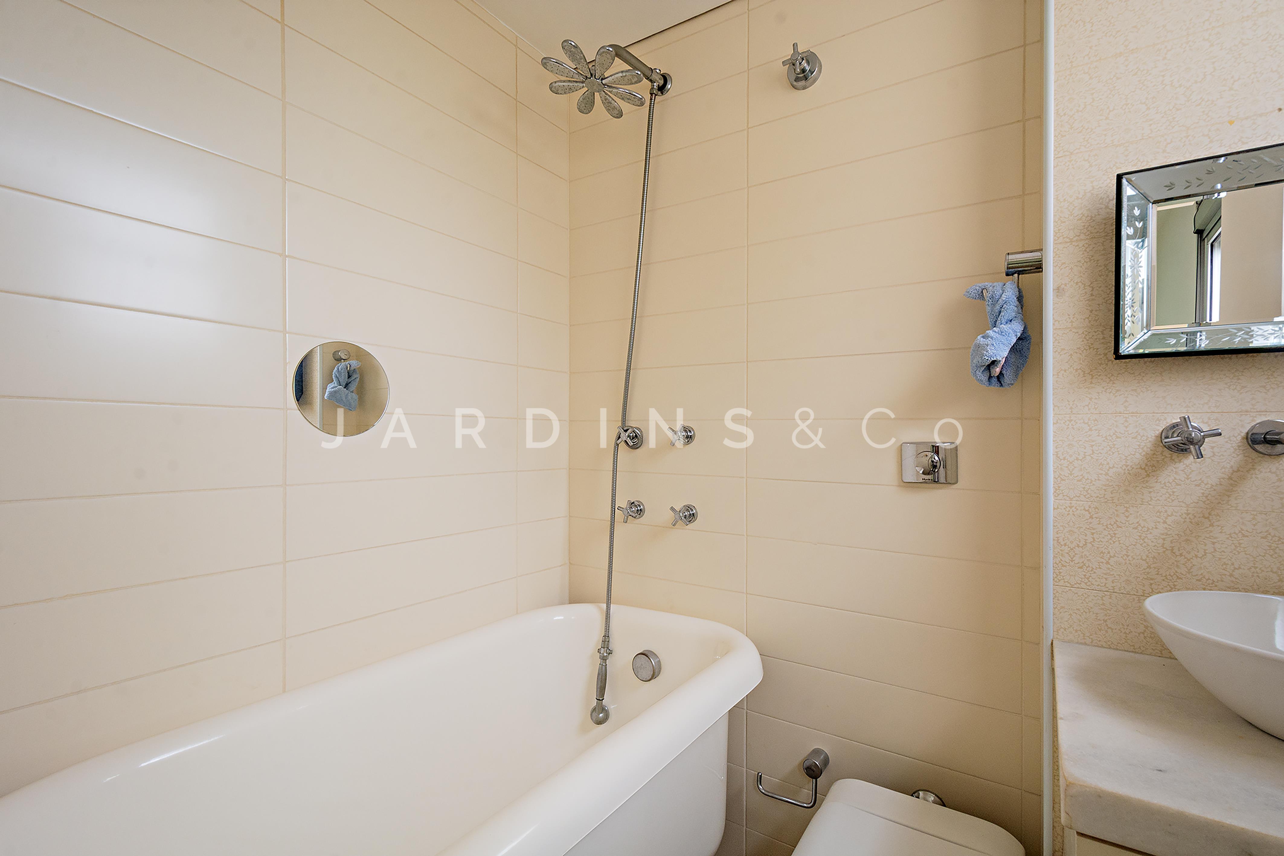 Apartamento no Paraíso