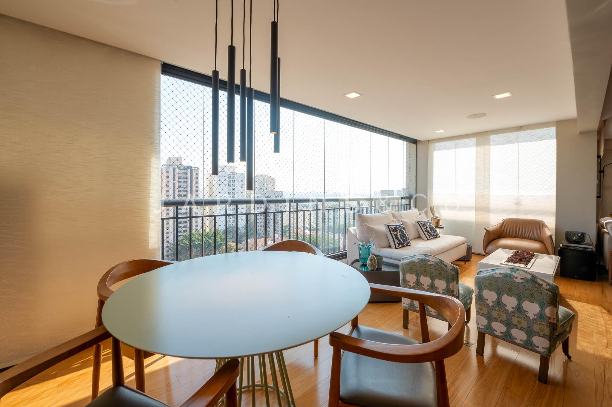 Apartamento no Alto de Pinheiros