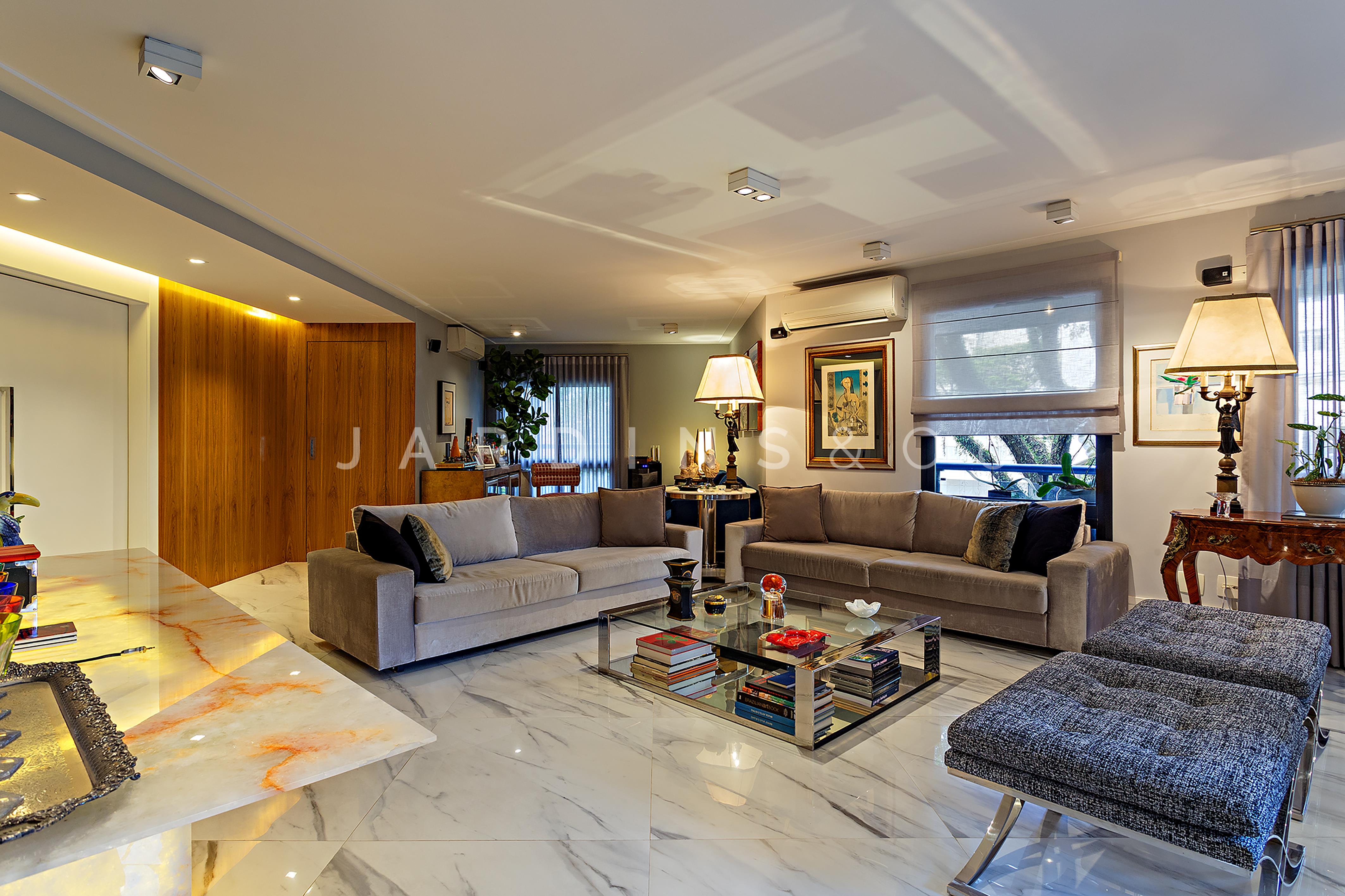 Apartamento no Cerqueira César