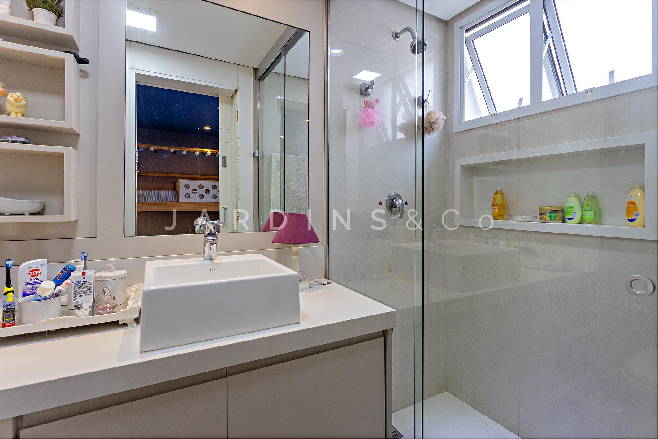 Apartamento no Paraíso