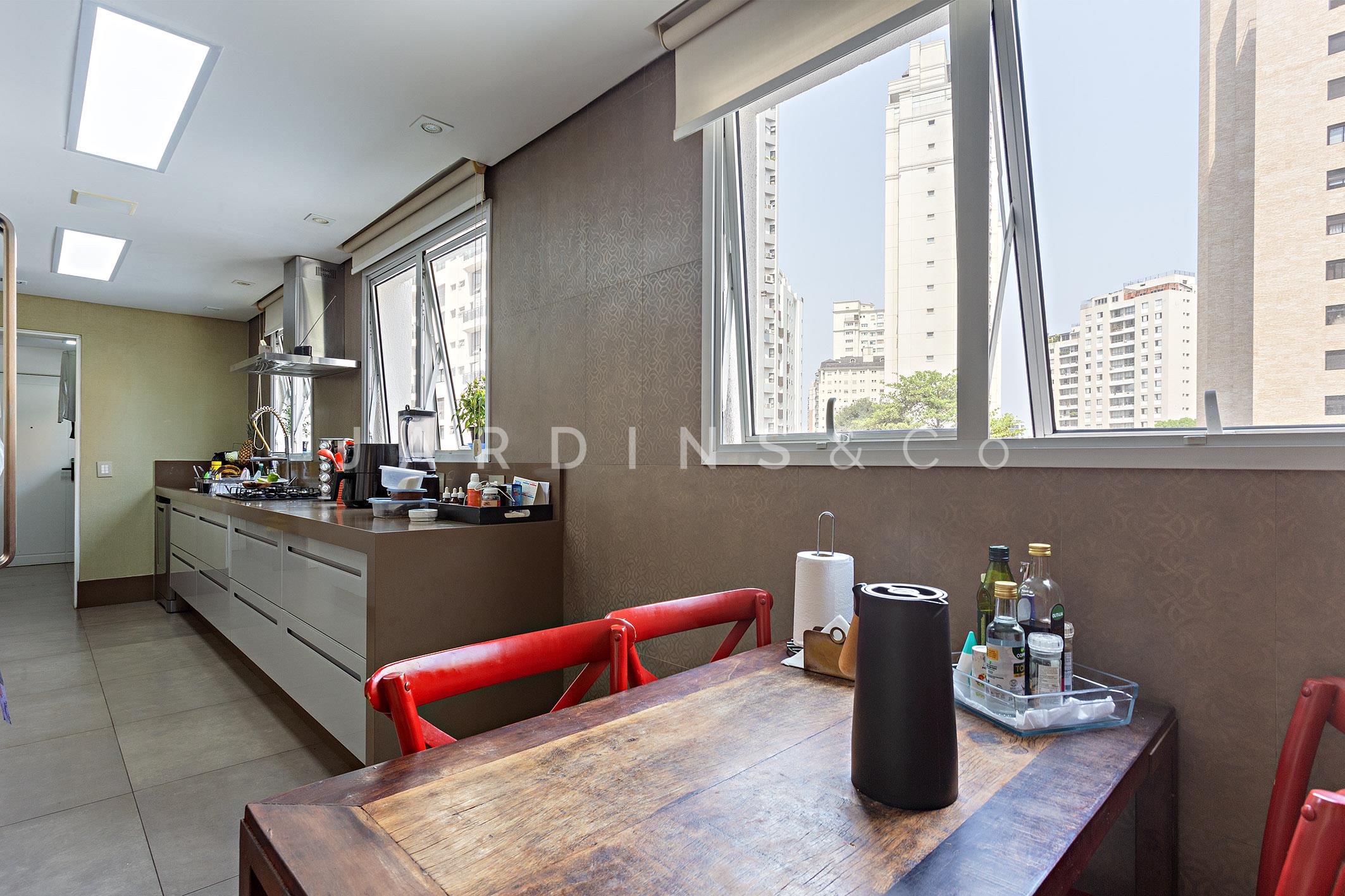 Apartamento no Paraíso