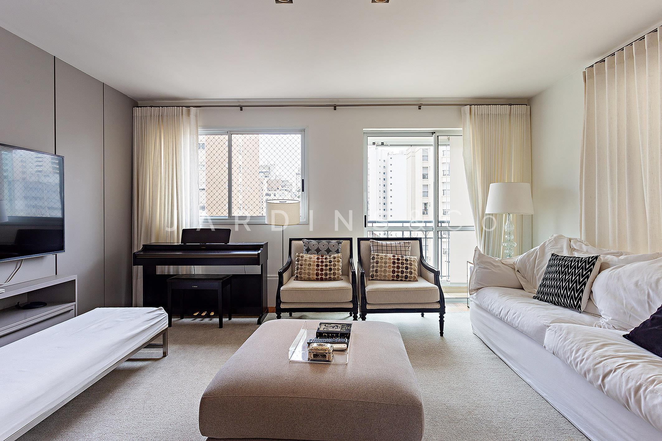 Apartamento no Paraíso