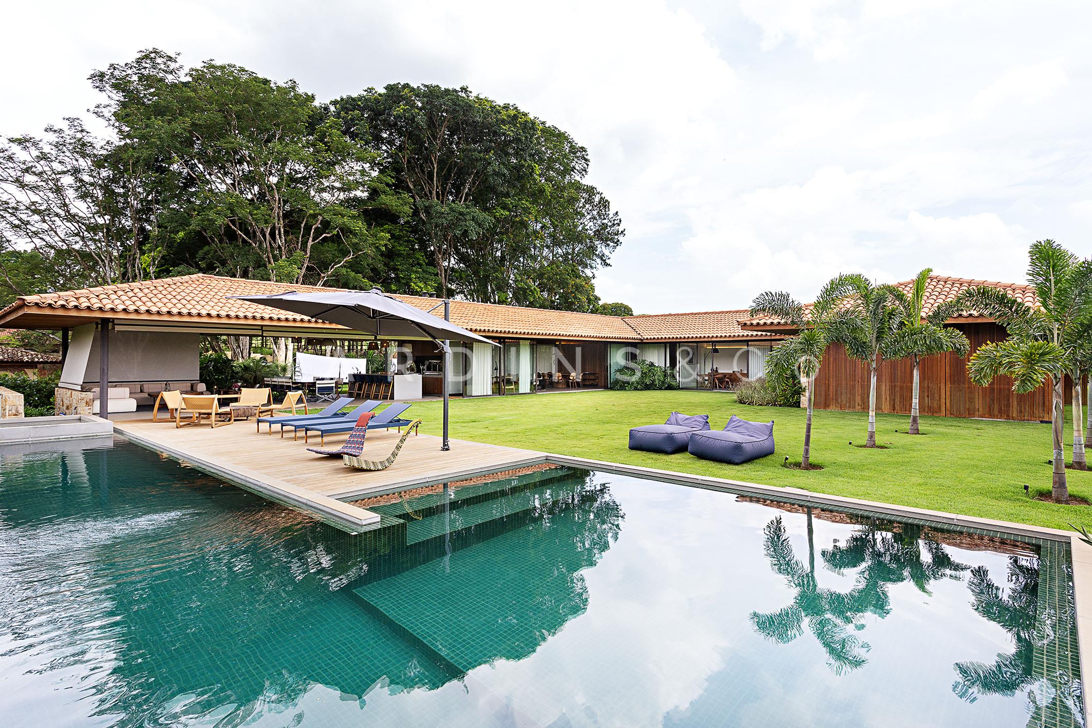 Casa em Condomínio no Chácara Jaraguá