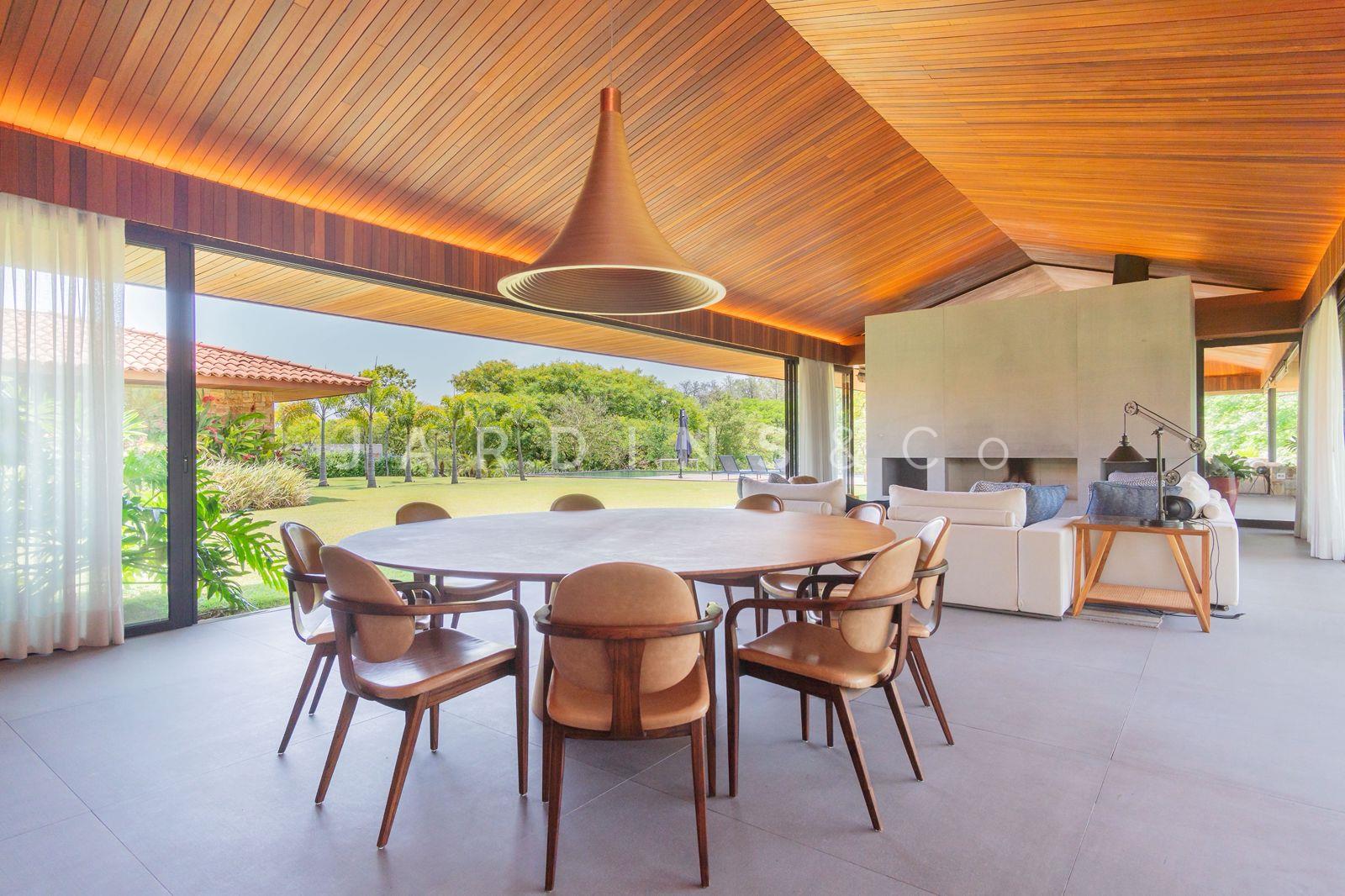 Casa em Condomínio no Chácara Jaraguá