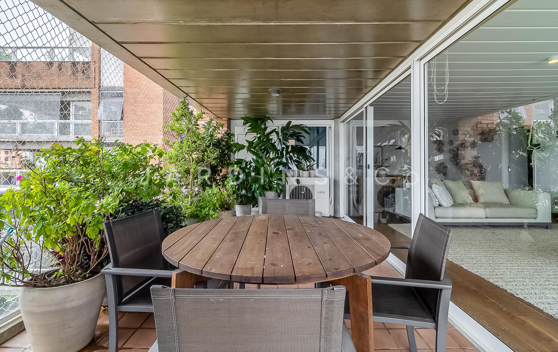 Apartamento no Sumarezinho