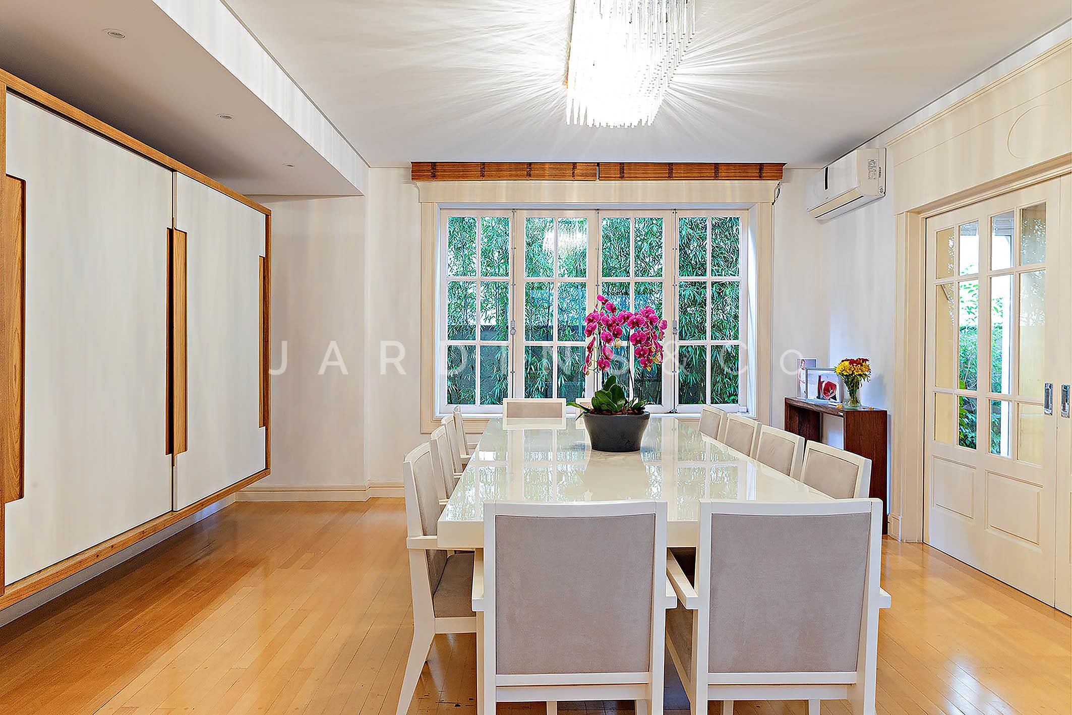 Casa em Condomínio no Jardim Luzitânia