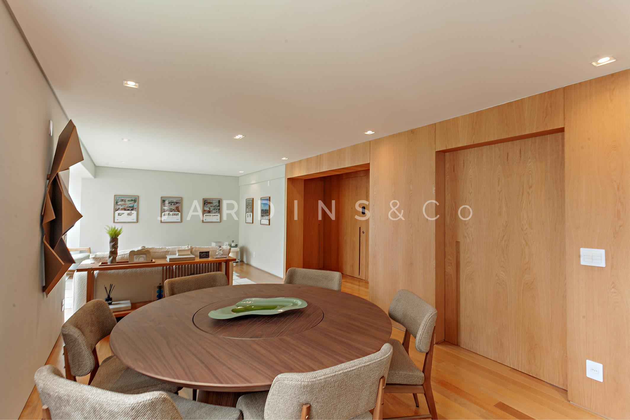 Cobertura no Jardim Europa