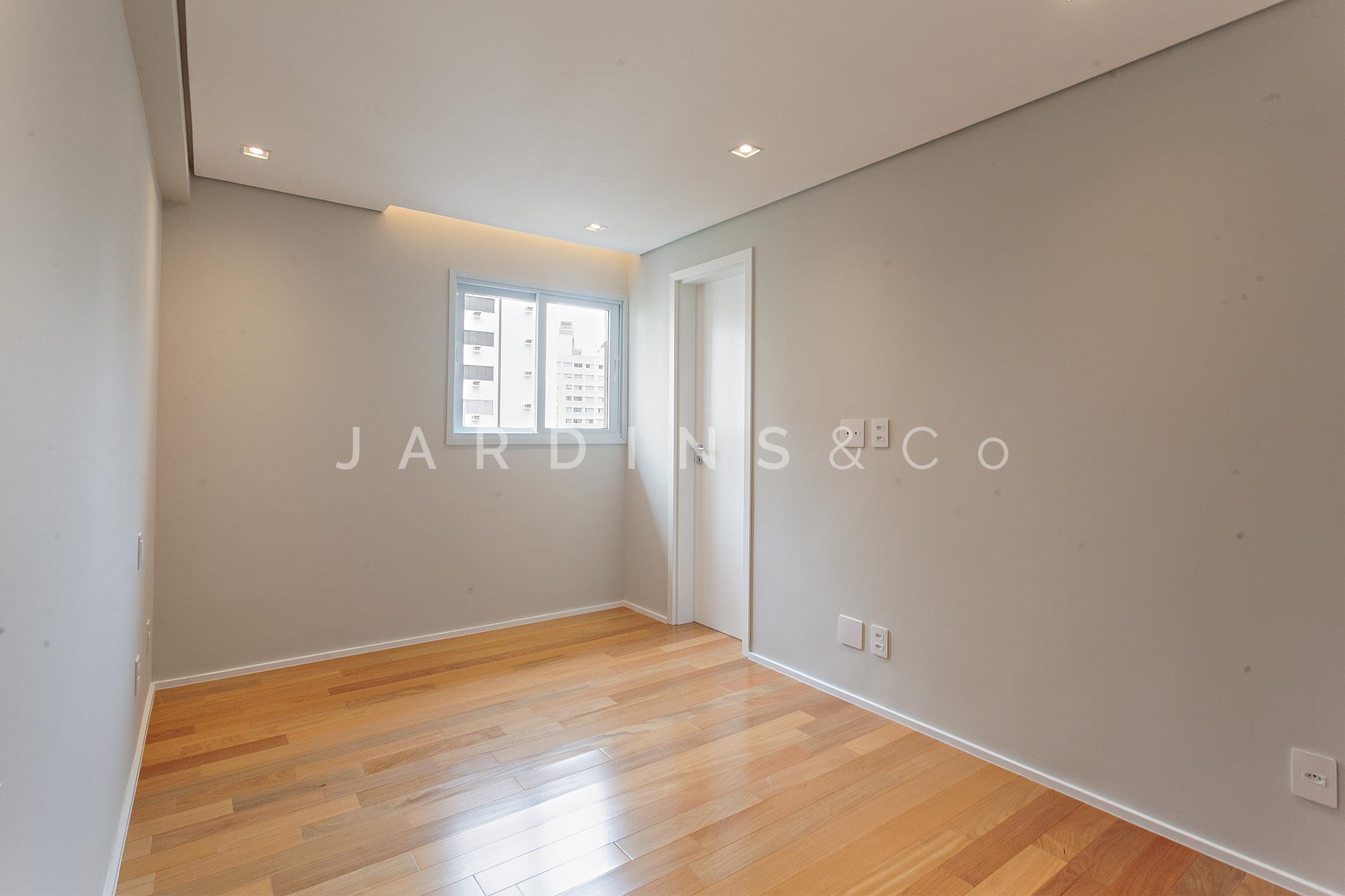 Cobertura no Jardim Europa