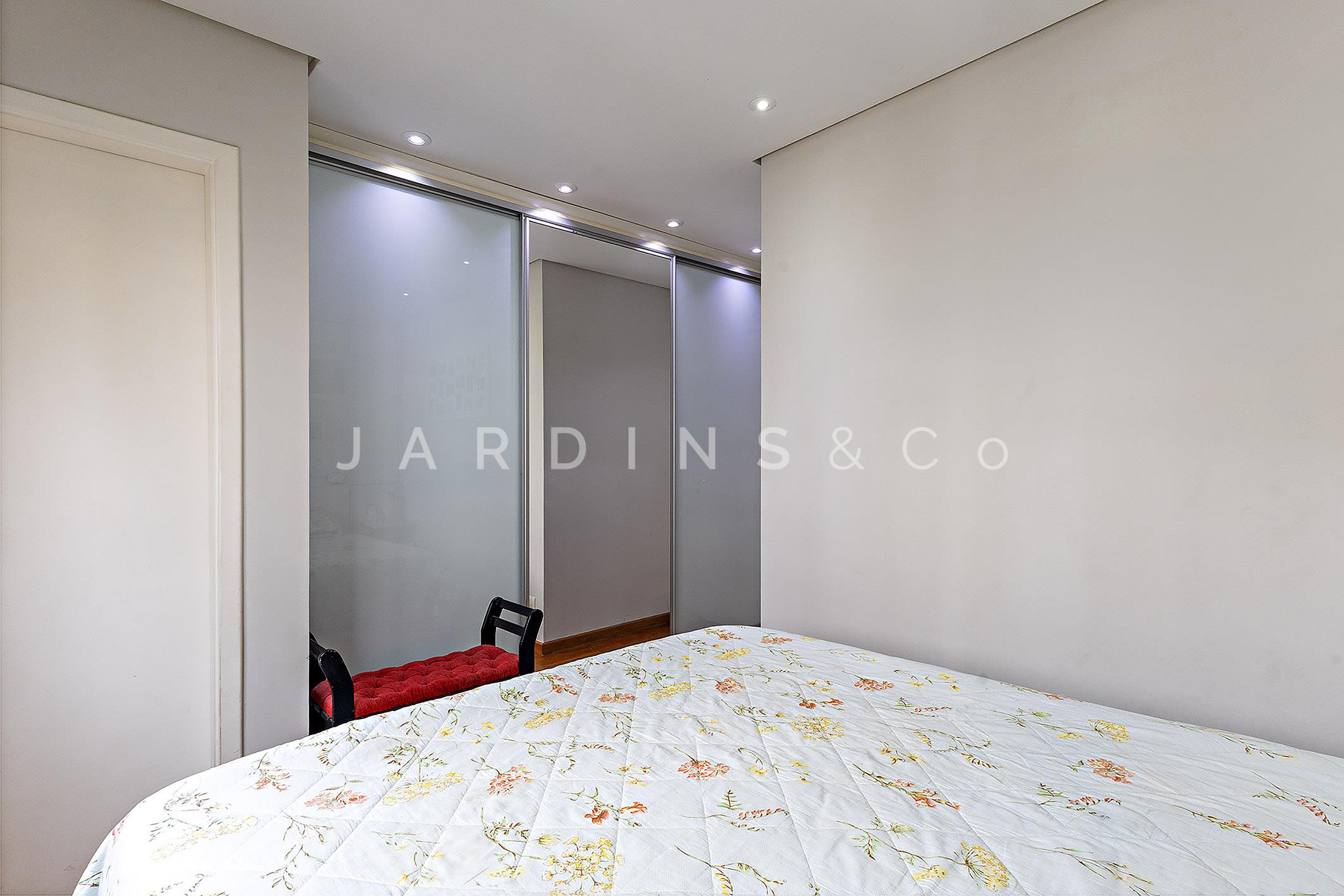 Apartamento no Paraíso