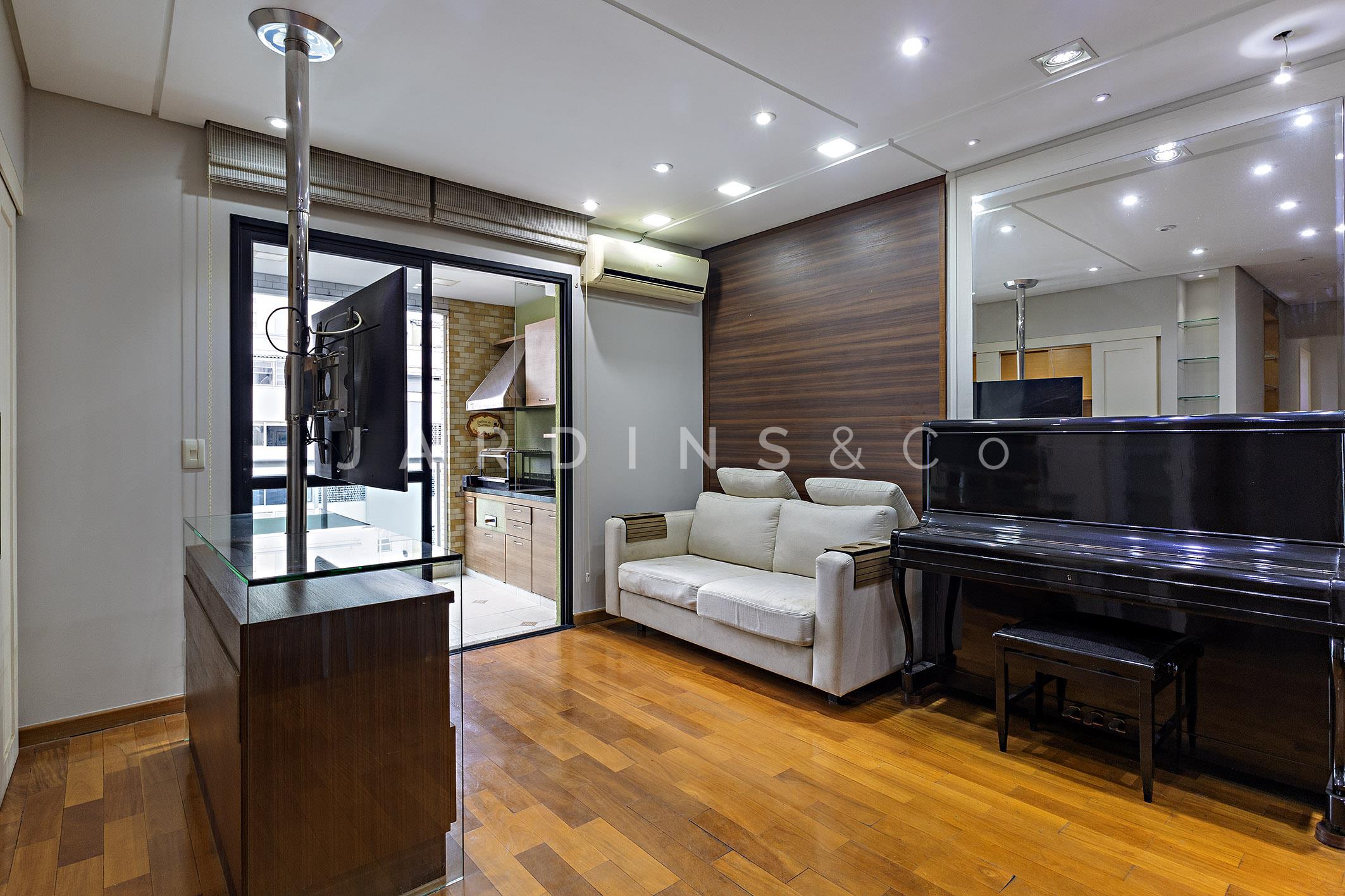 Apartamento no Paraíso
